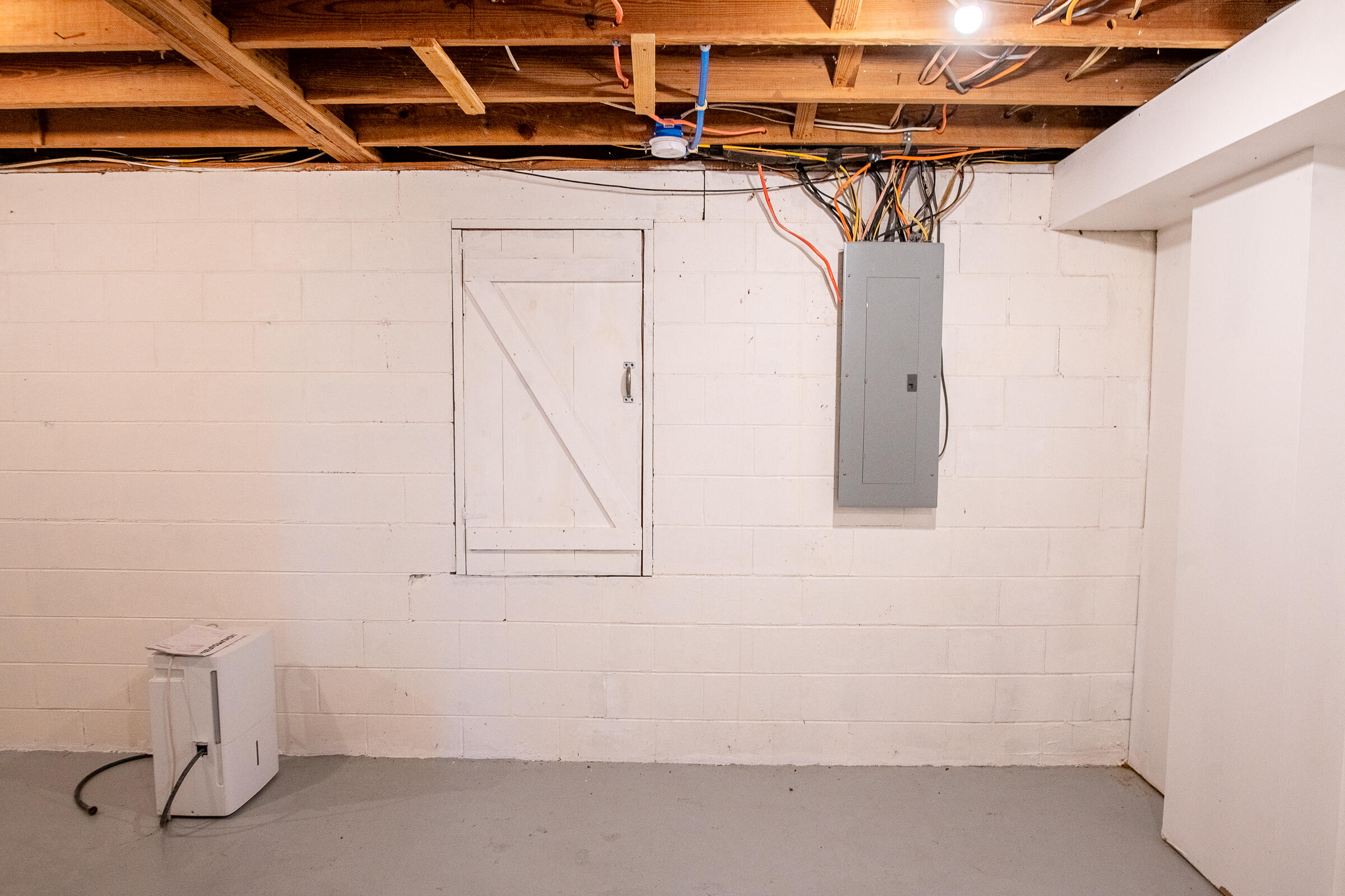 4243 Cloverdale Road