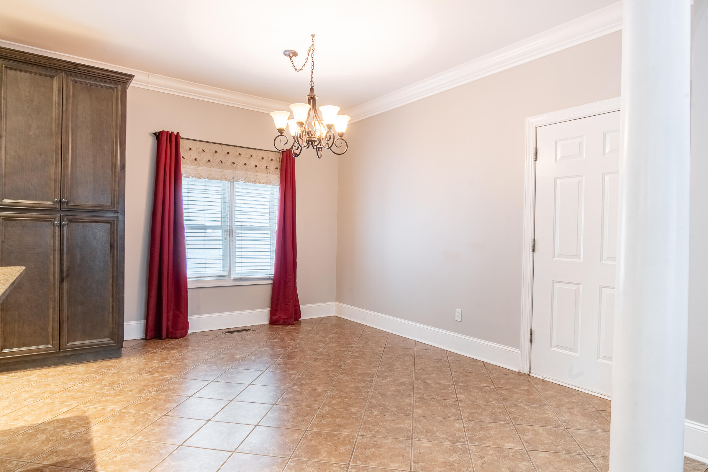 7424 Miss Madison Way