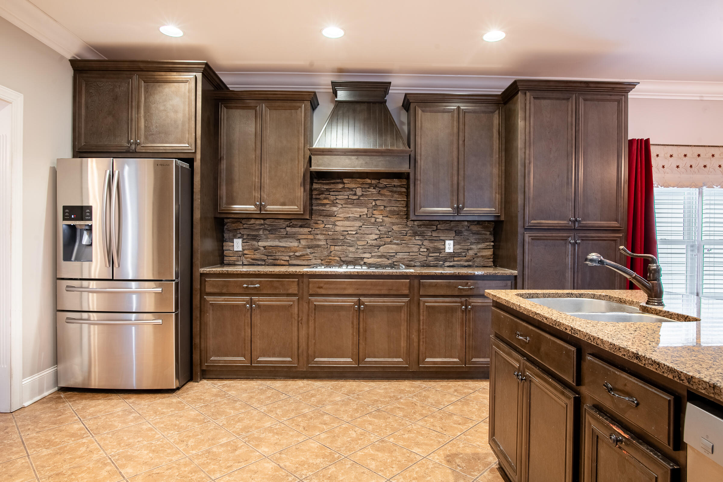 7424 Miss Madison Way