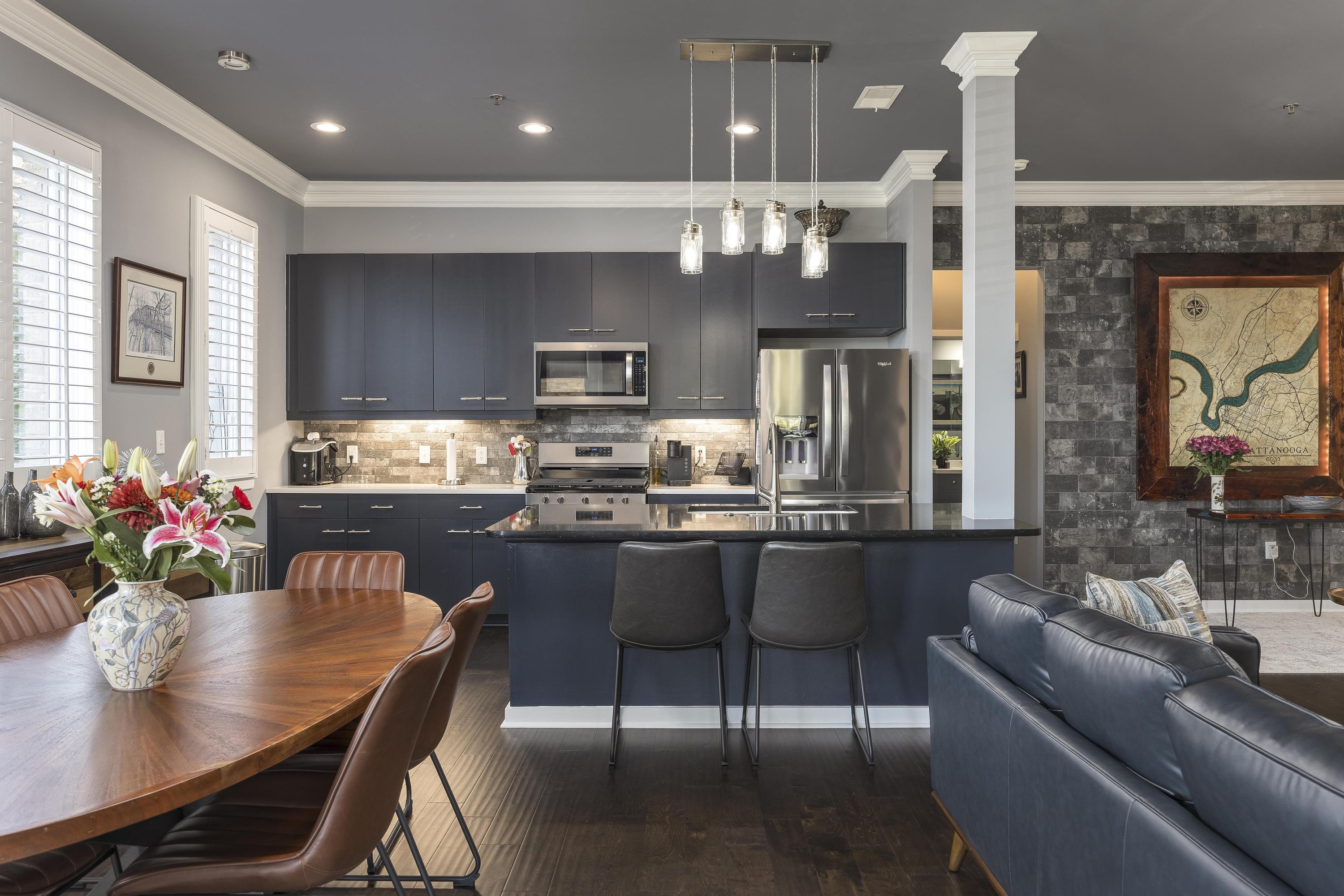 200 Manufacturers Road, Apt 348