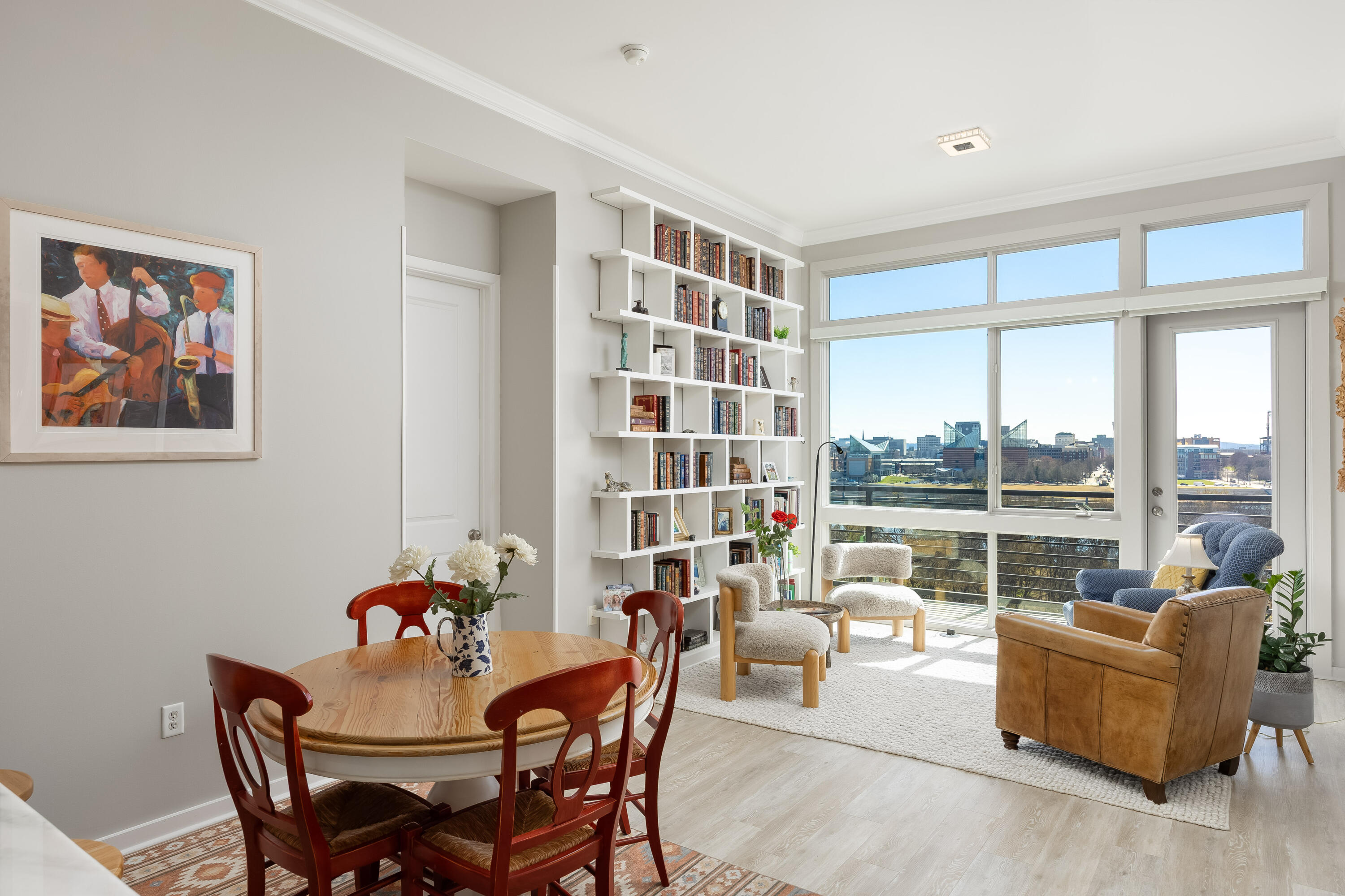 200 Manufacturers Road, Apt 707