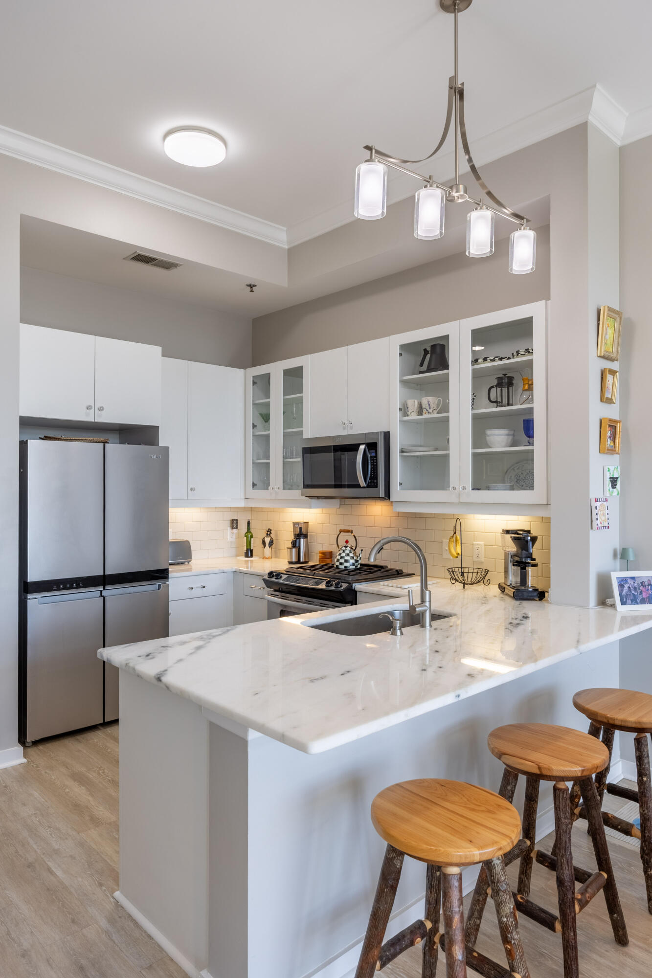 200 Manufacturers Road, Apt 707