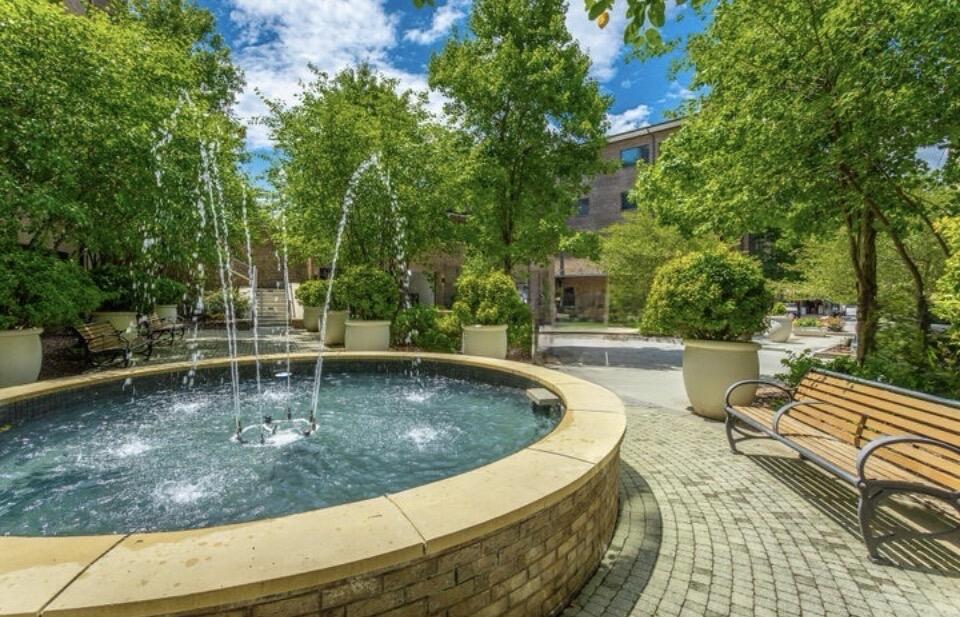 200 Manufacturers Road, Apt 707