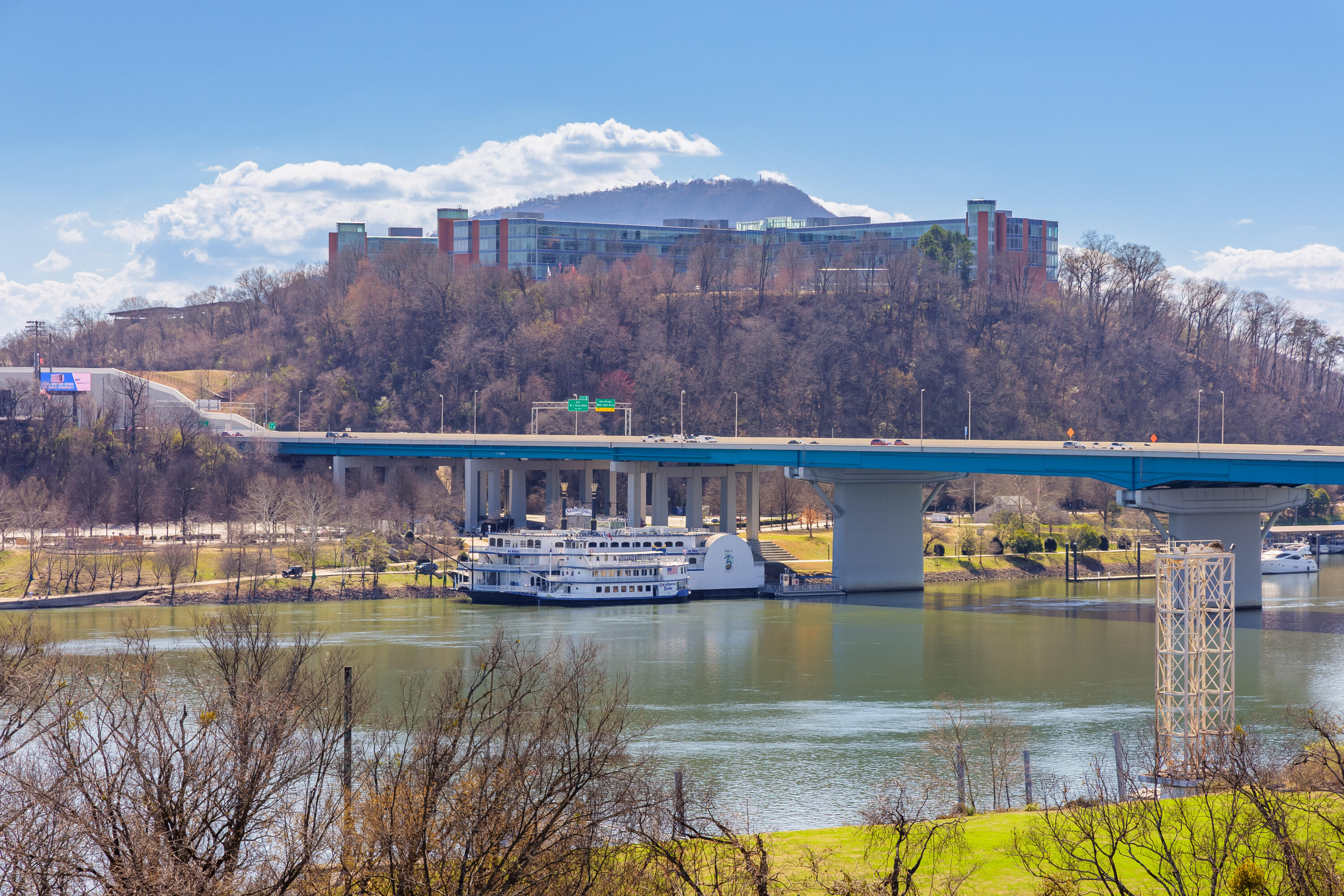 200 Manufacturers Road, Apt 707