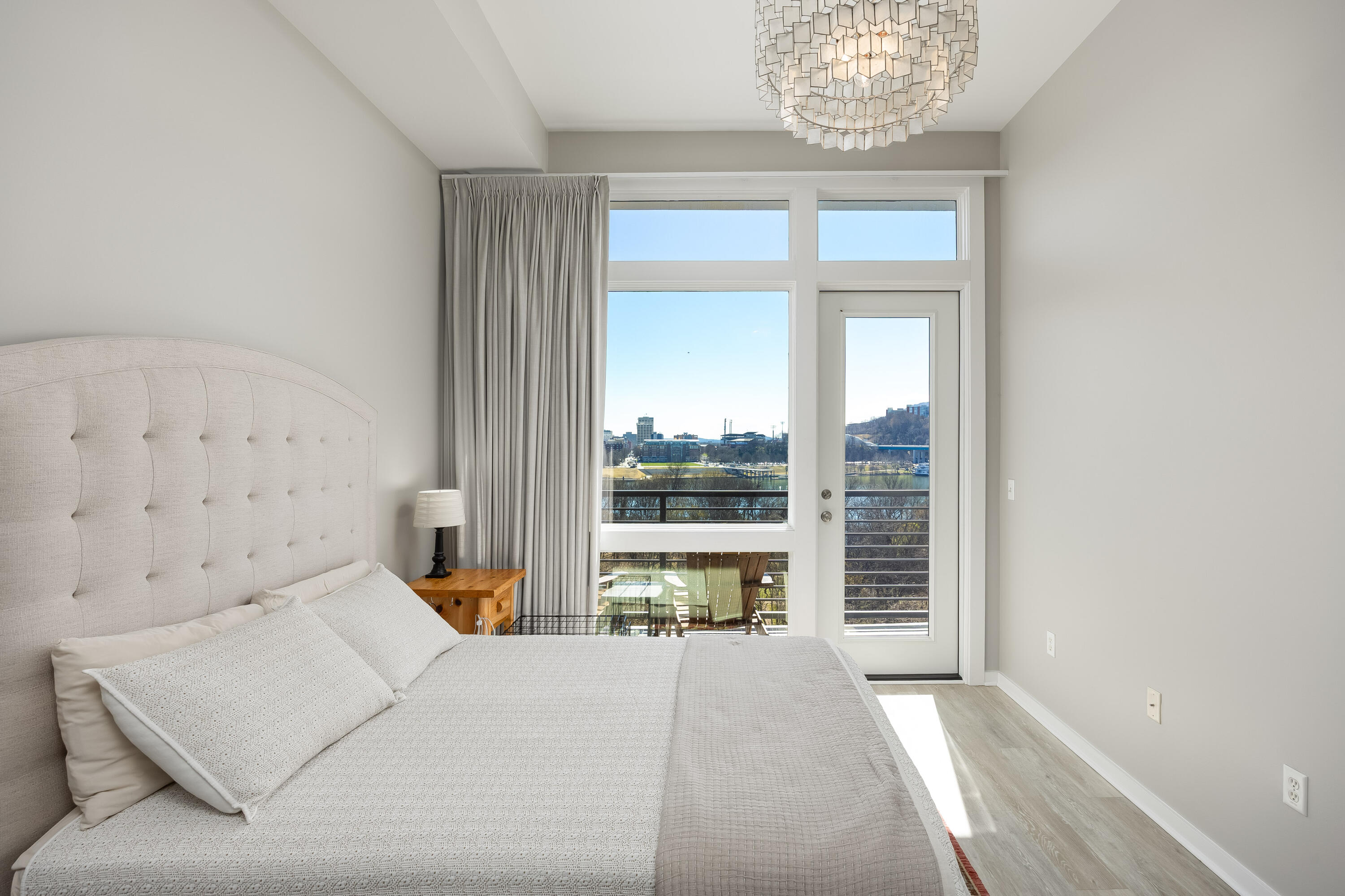 200 Manufacturers Road, Apt 707