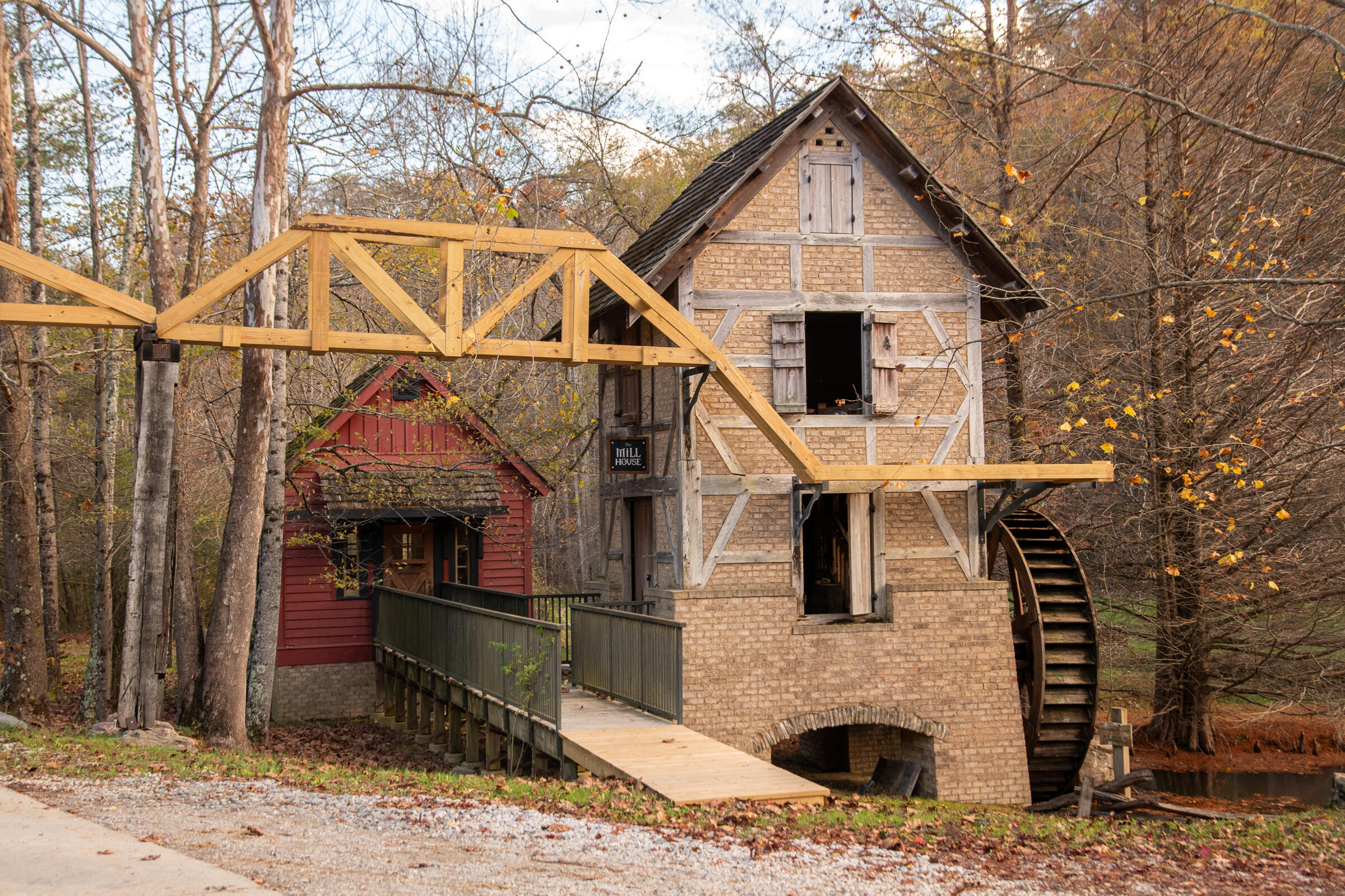 45 Valley Rim Drive, 45