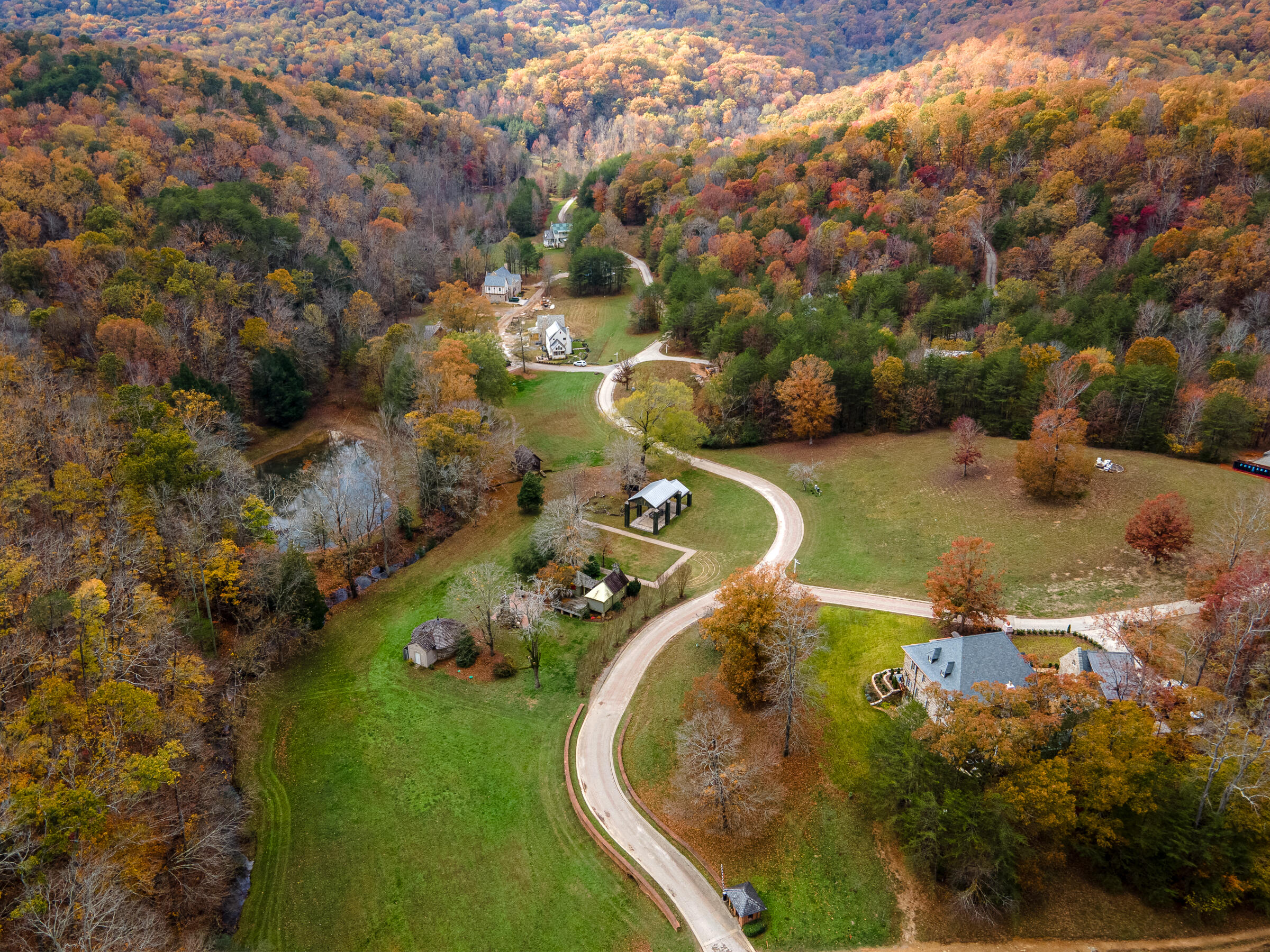 45 Valley Rim Drive, 45