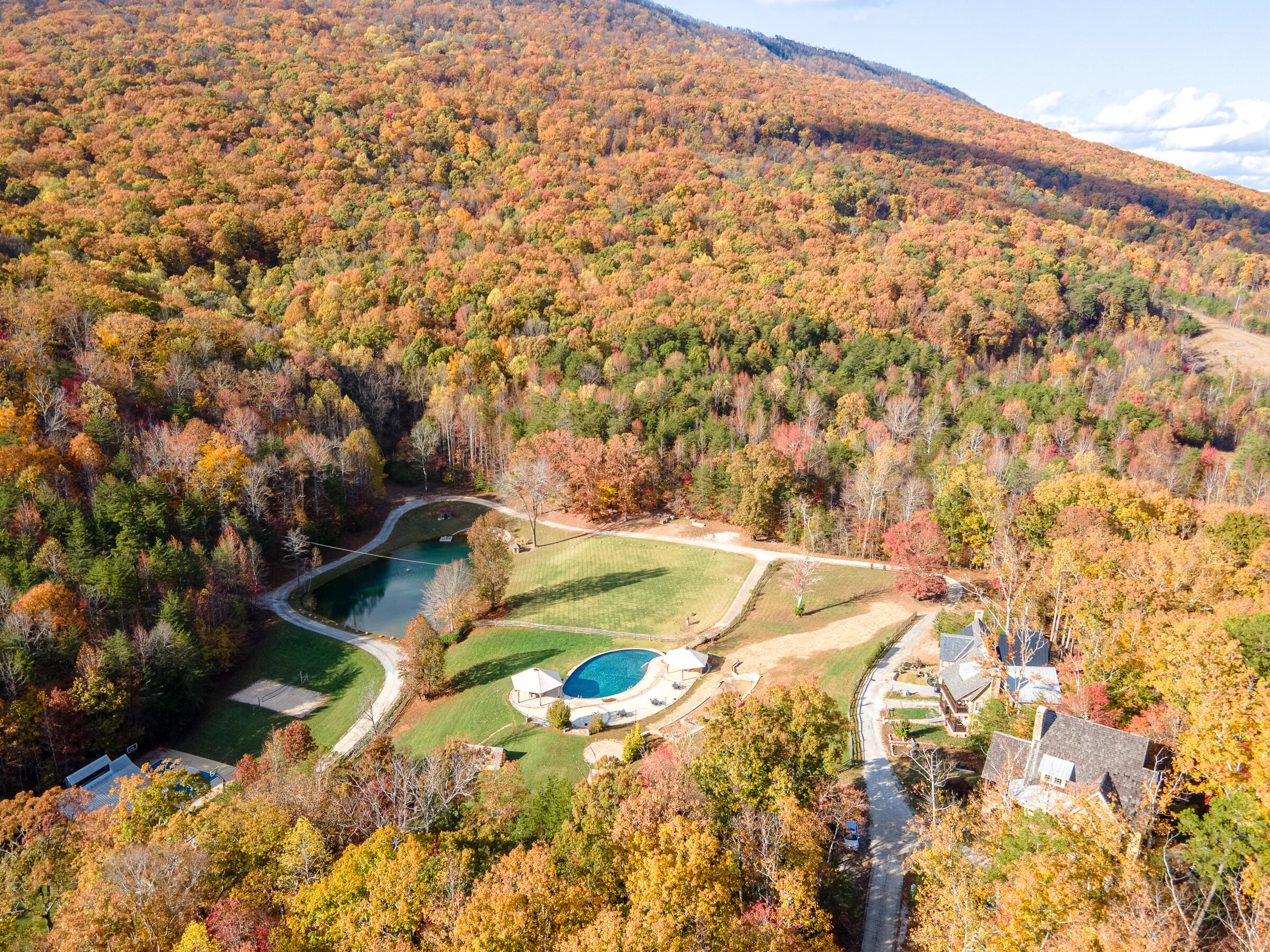 45 Valley Rim Drive, 45