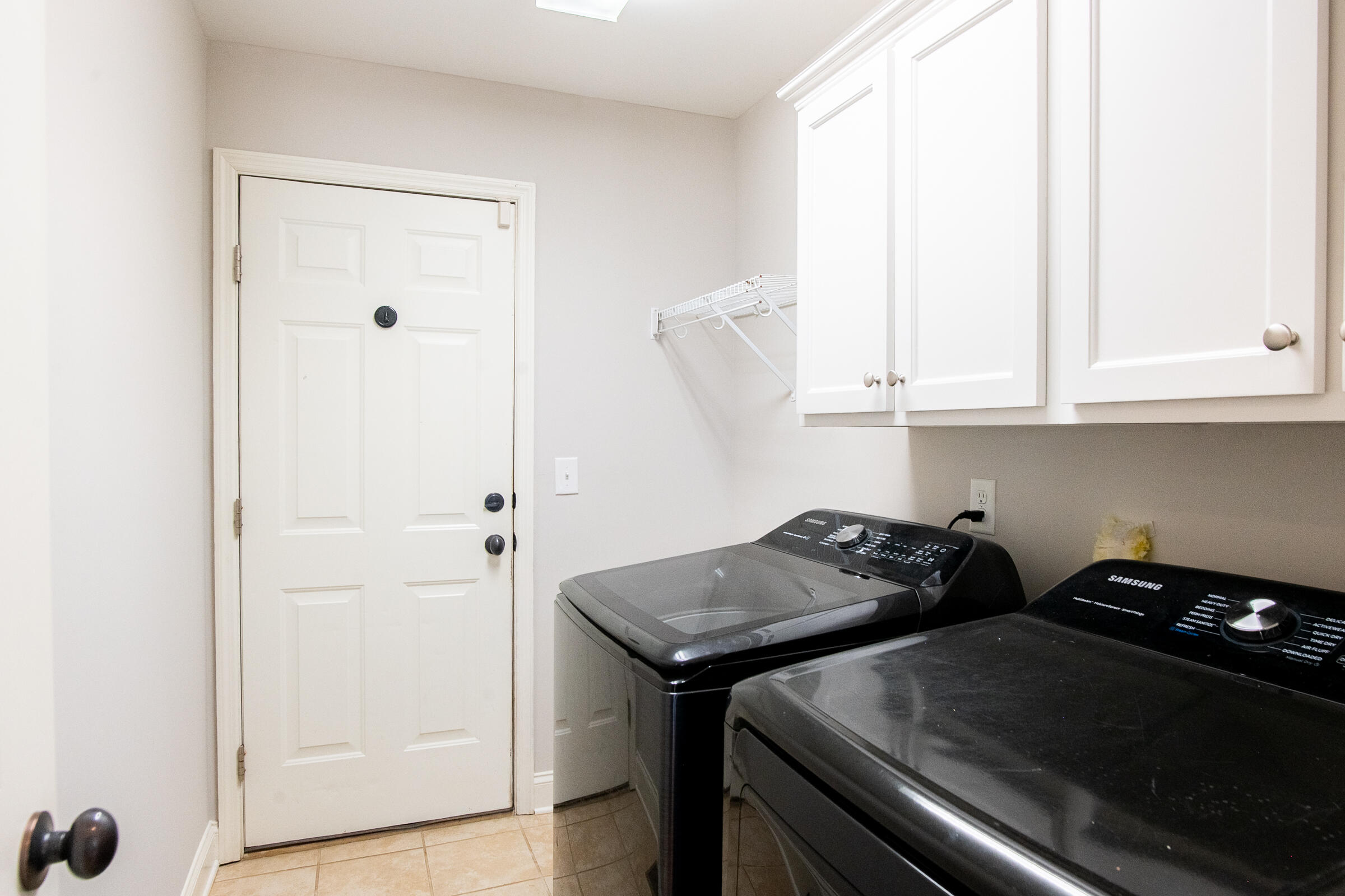 2614 Sweet Bay Circle NW