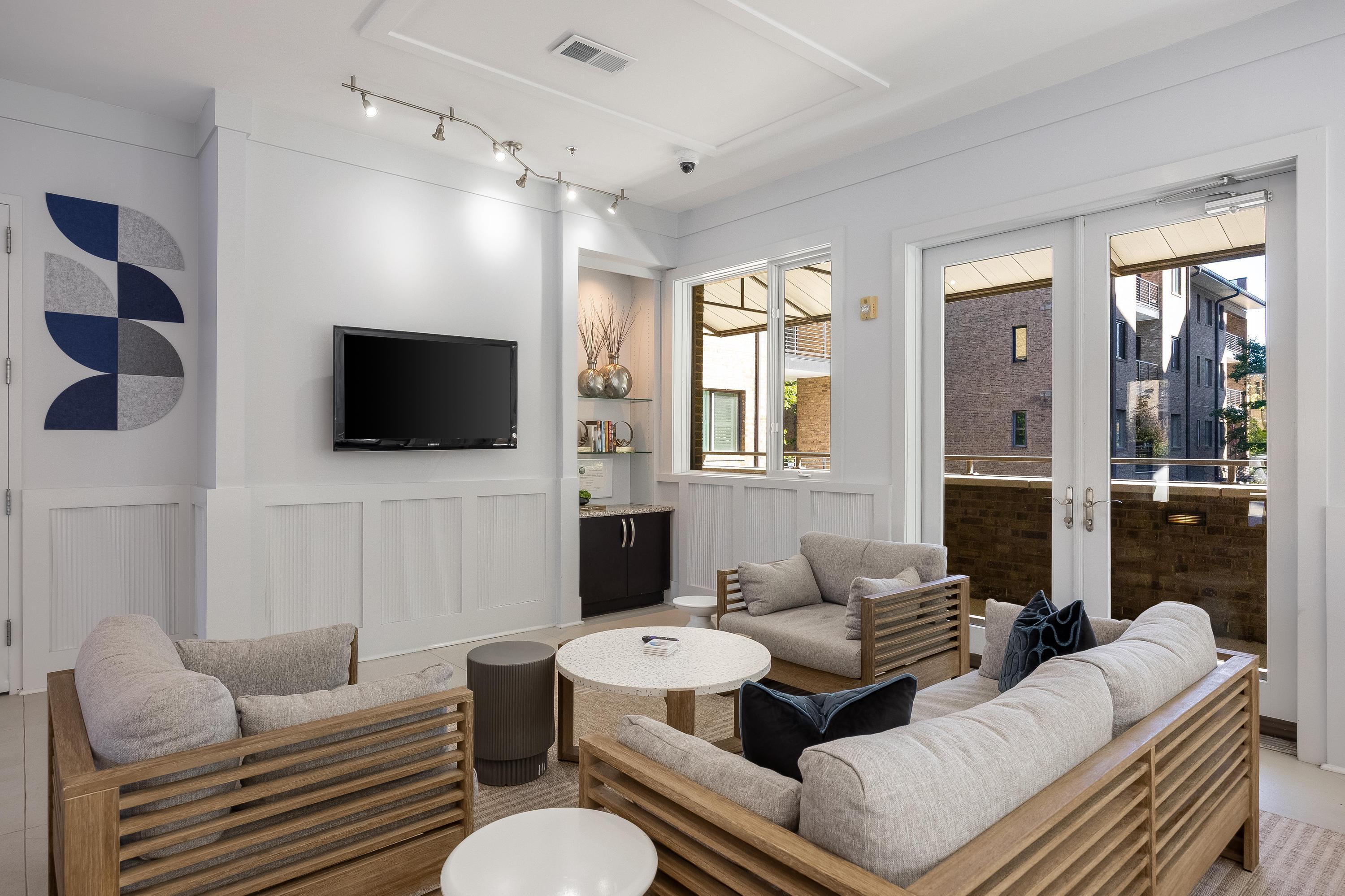 200 Manufacturers Road, Apt 619