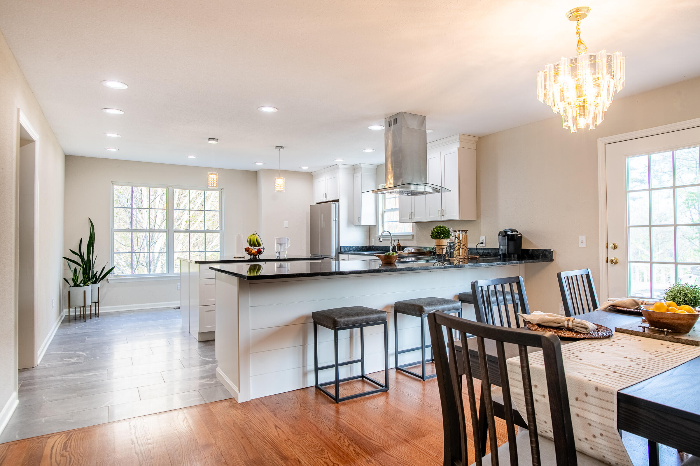 2925 Gold Point Circle S