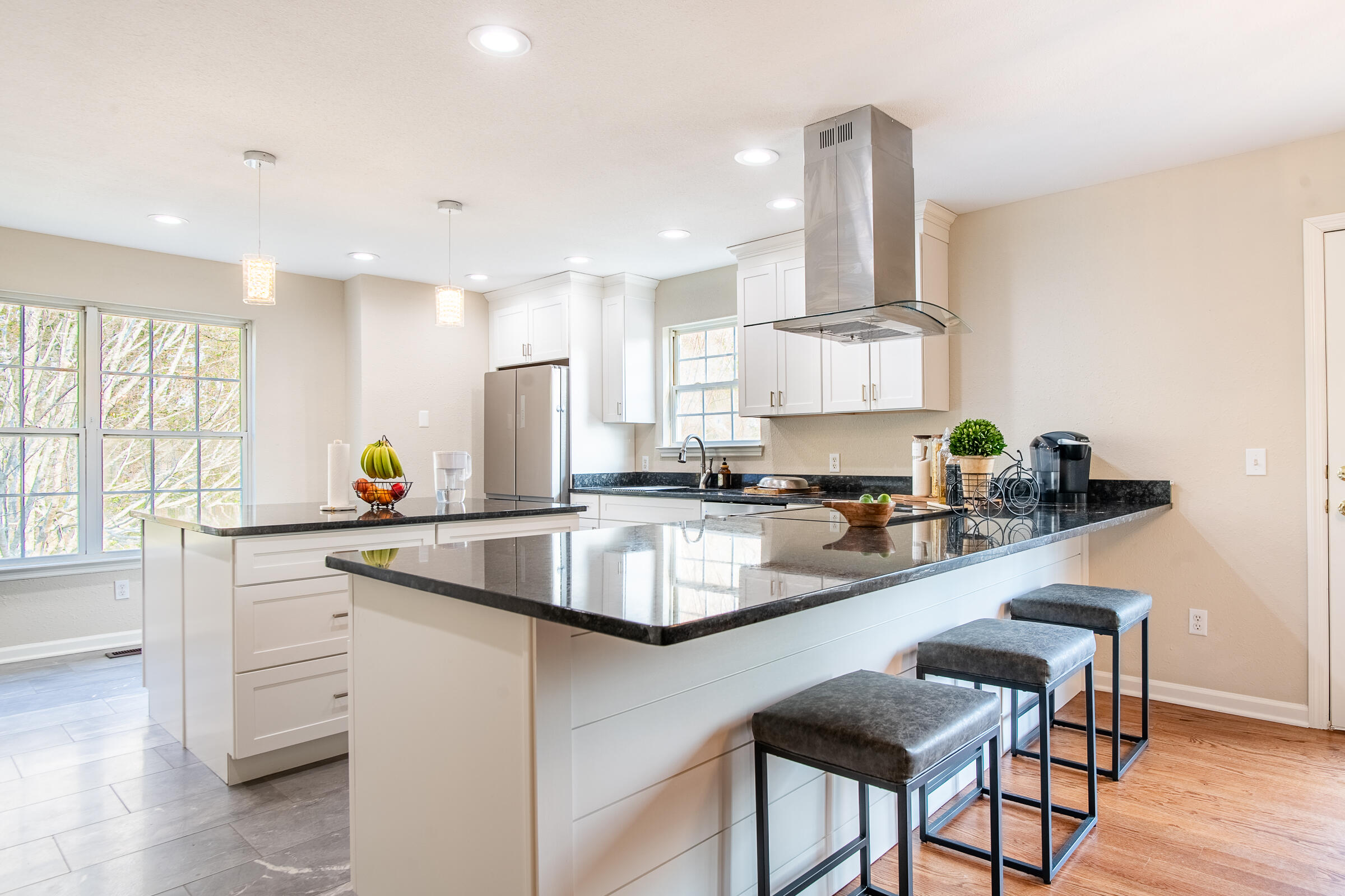 2925 Gold Point Circle S