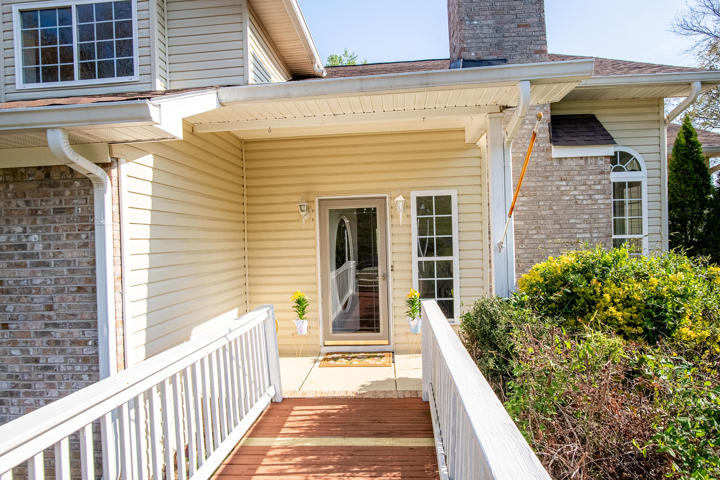 2925 Gold Point Circle S