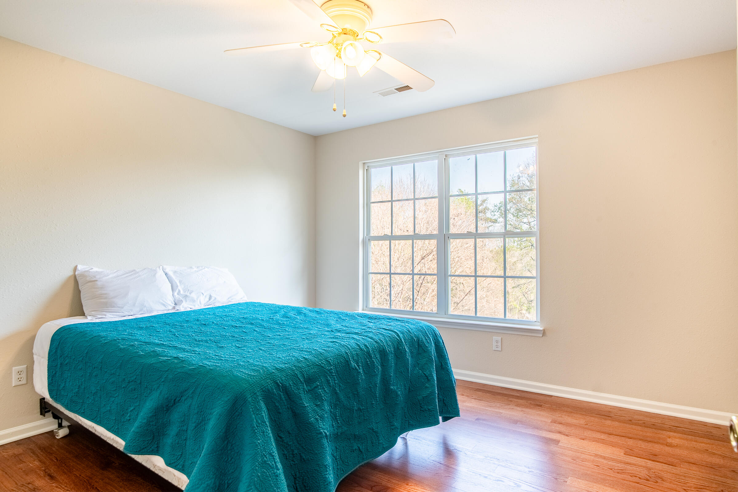 2925 Gold Point Circle S