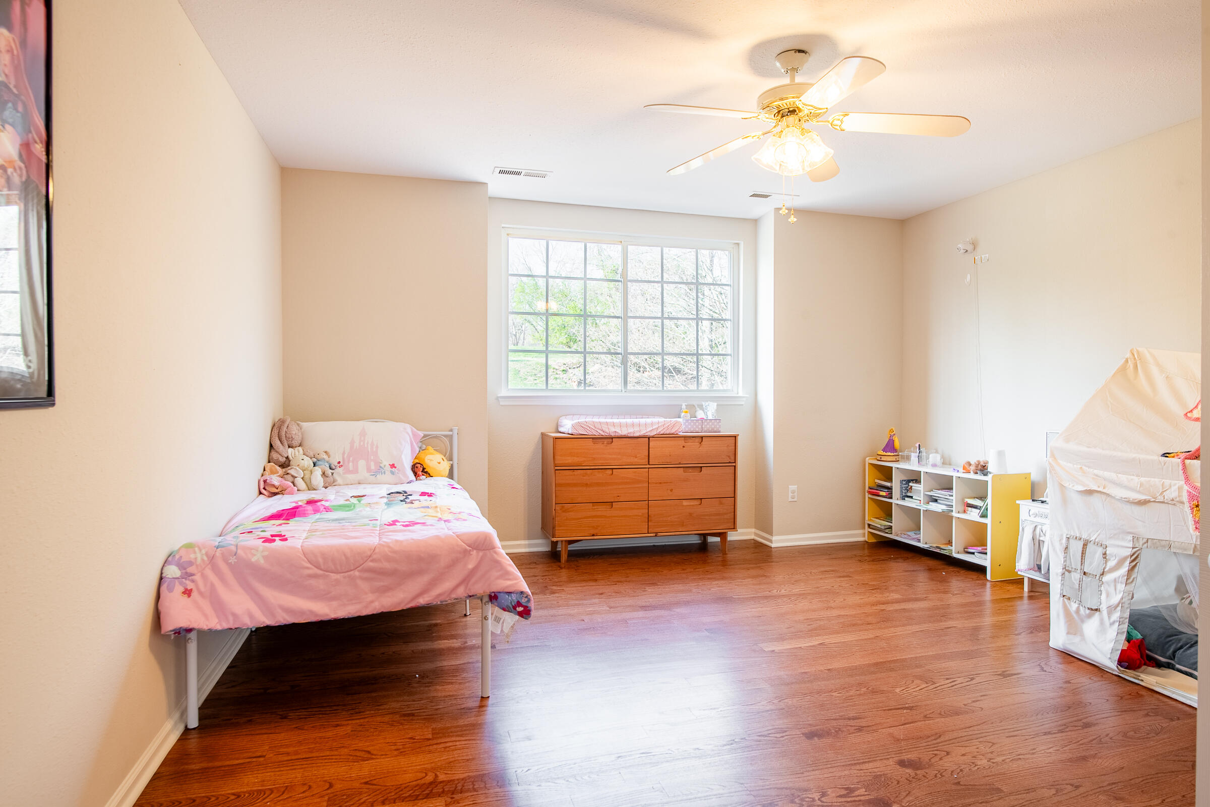 2925 Gold Point Circle S