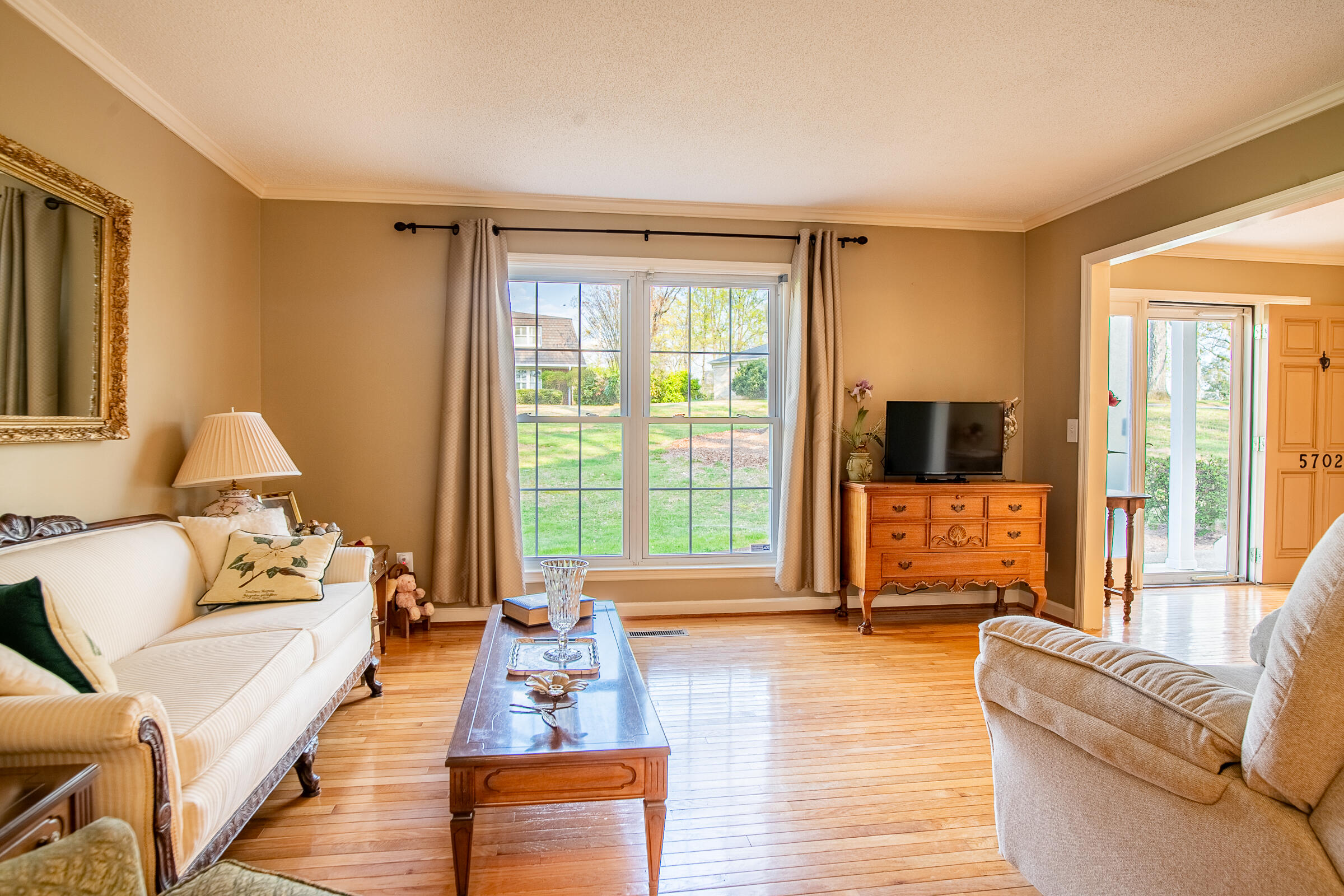 5702 Queen Mary Lane