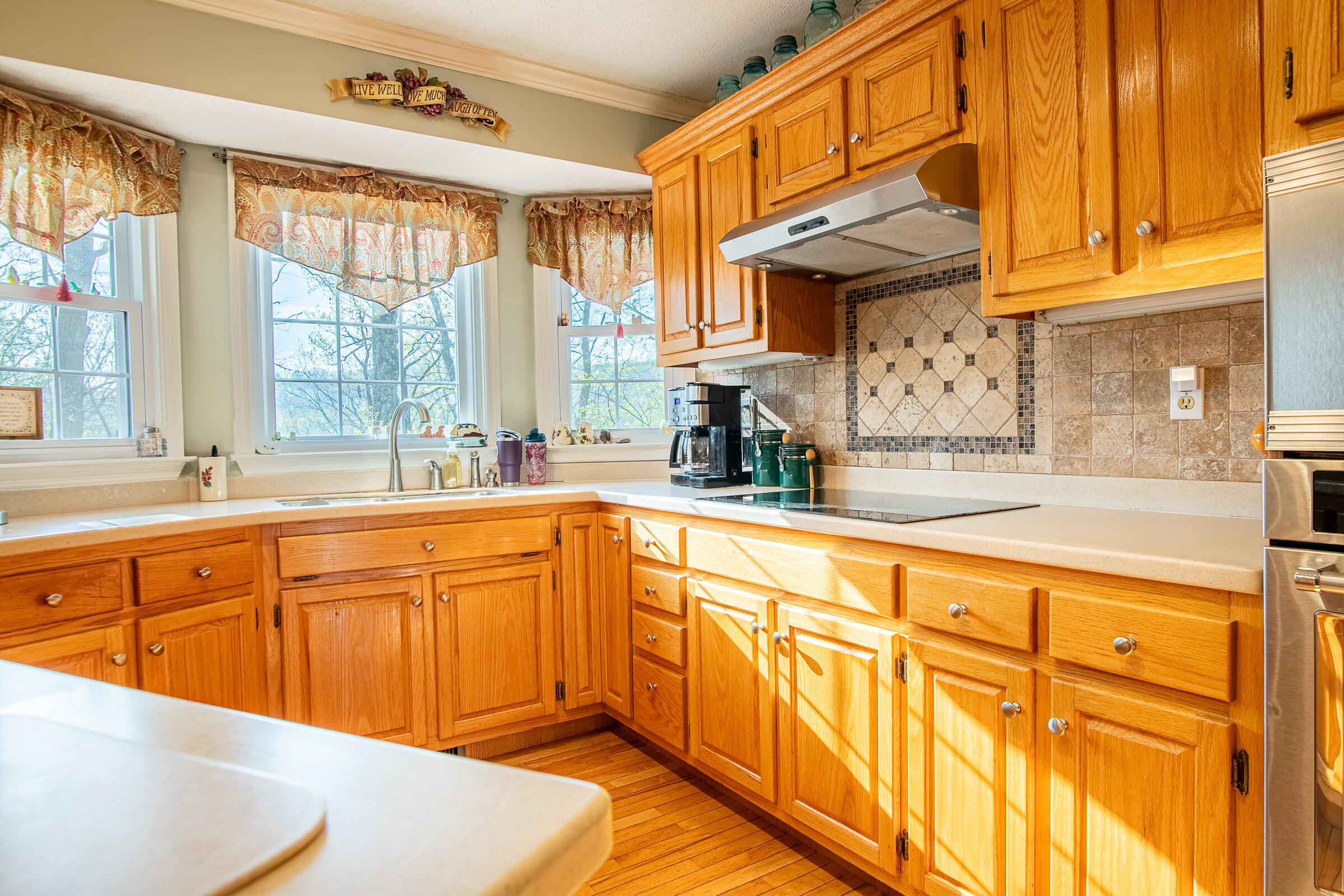 5702 Queen Mary Lane