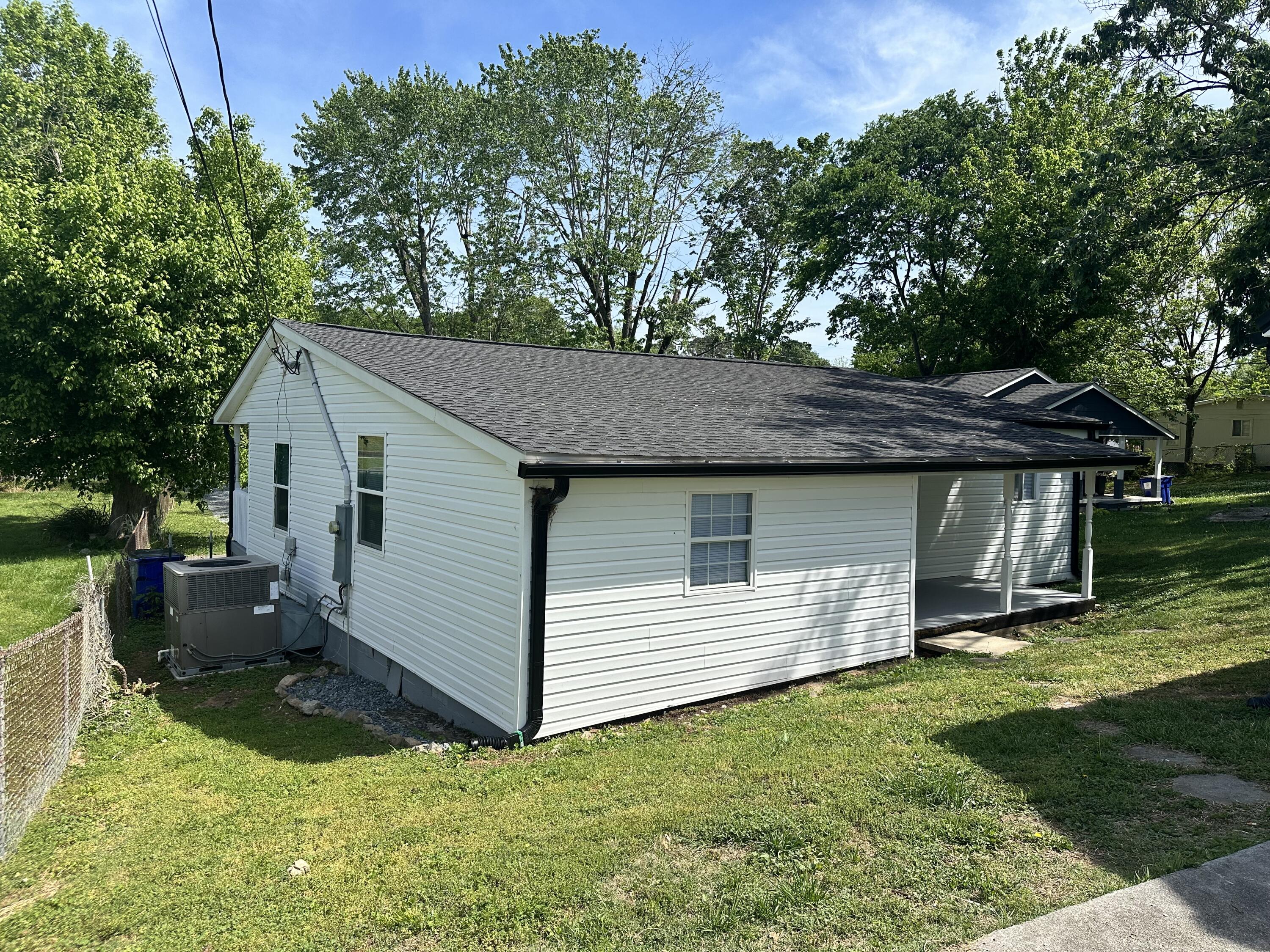 1530 Aurora Avenue SE