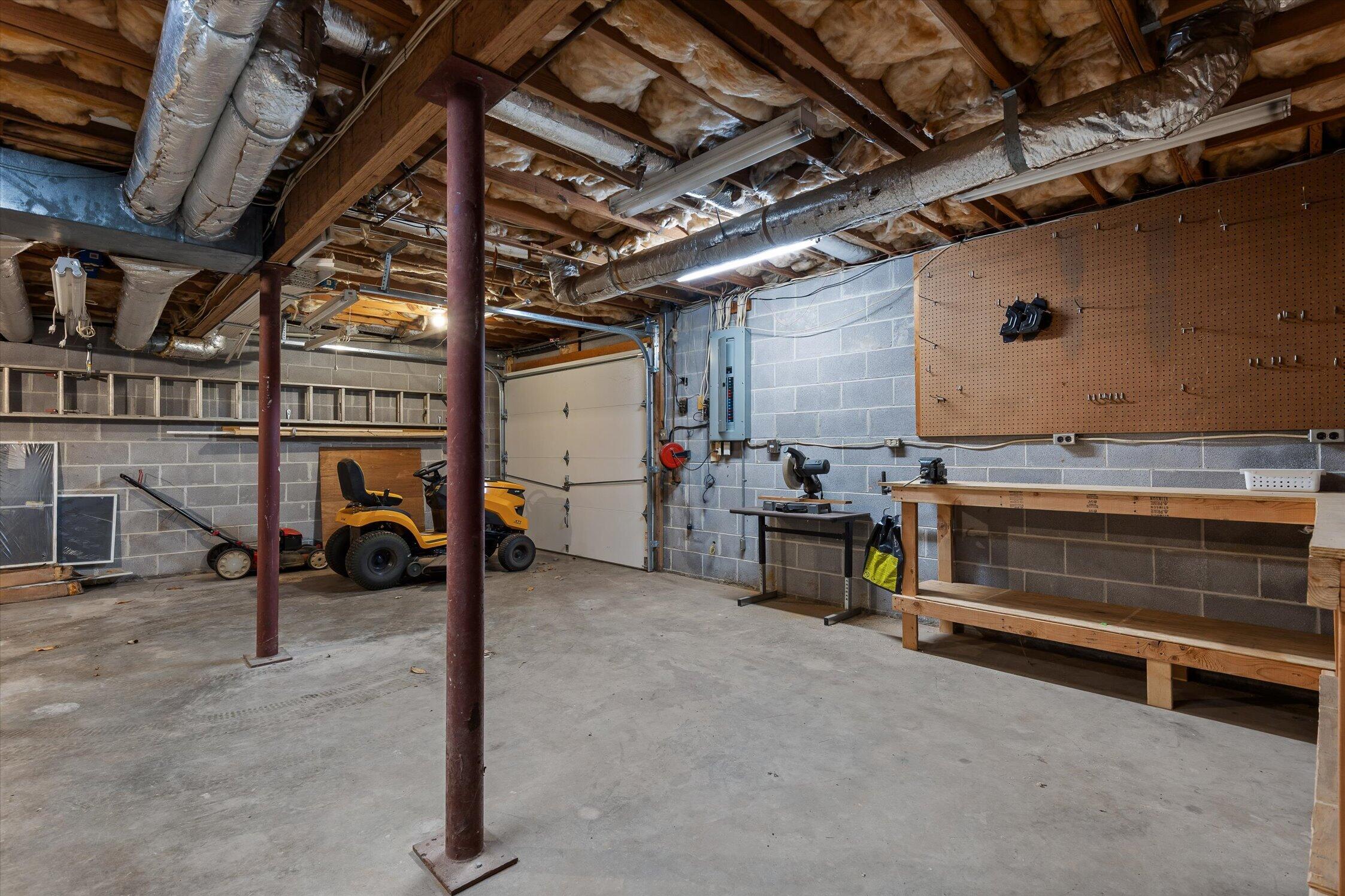 7709 Diamondhead Drive