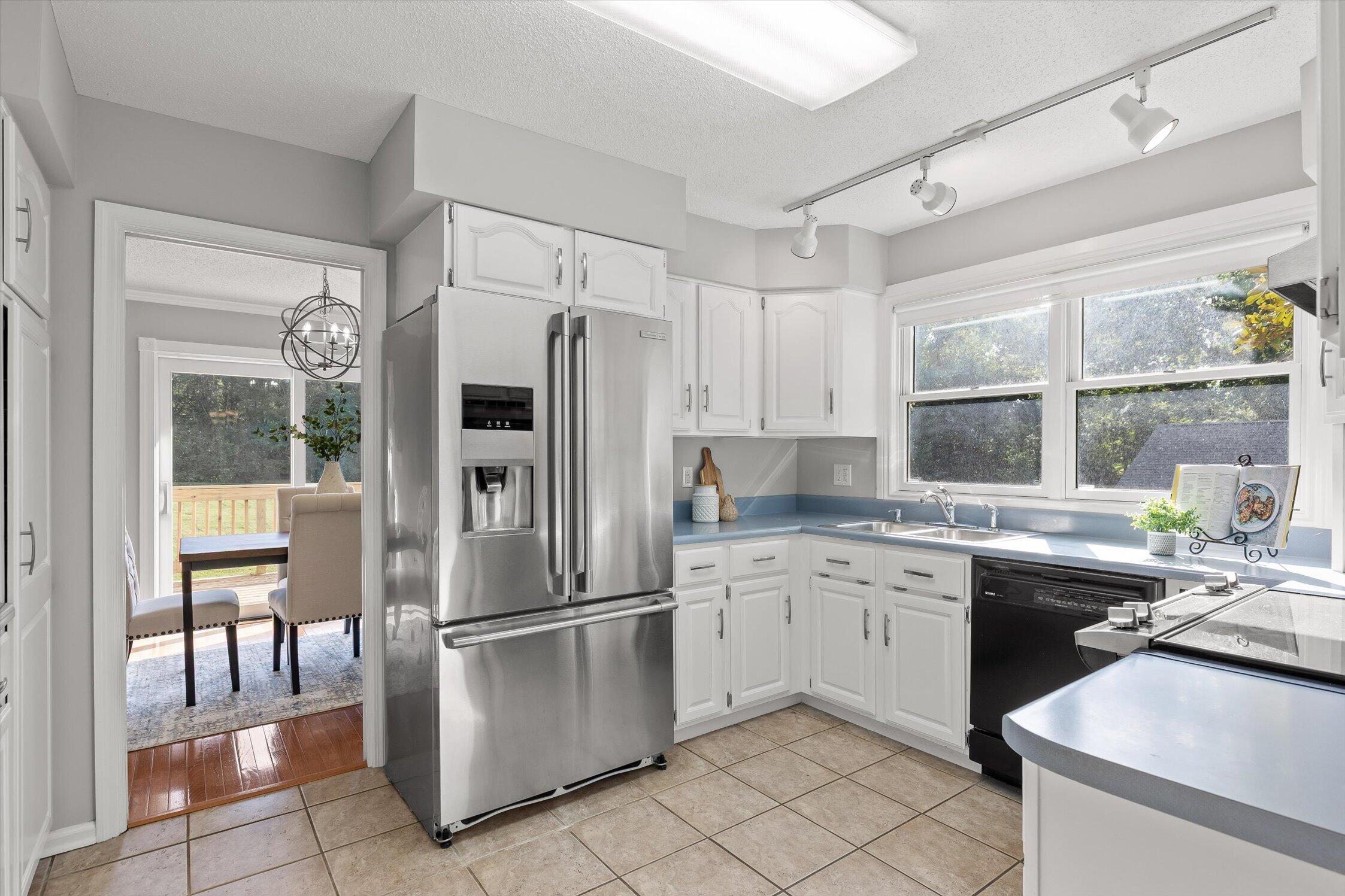 7709 Diamondhead Drive