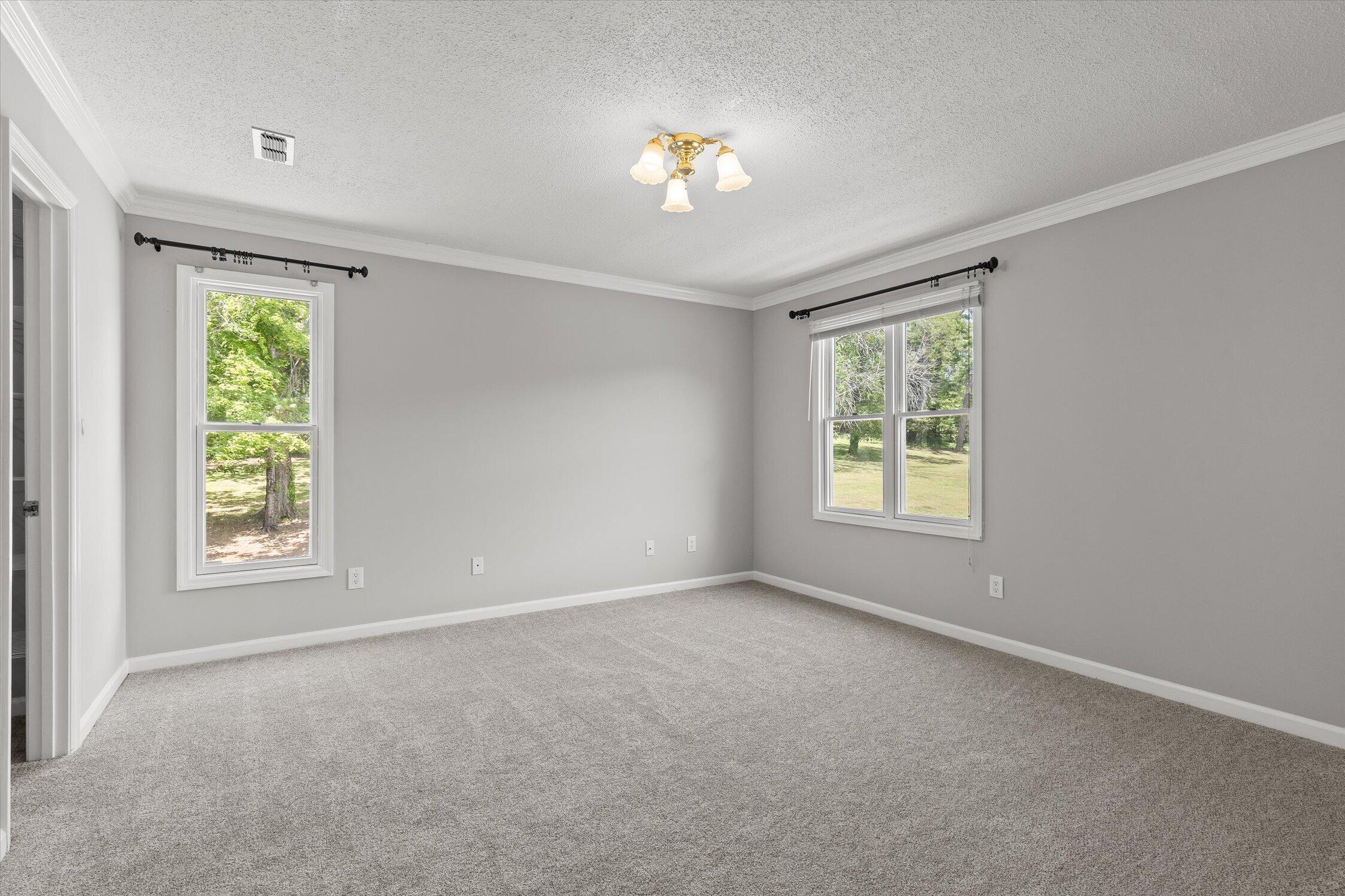 7709 Diamondhead Drive