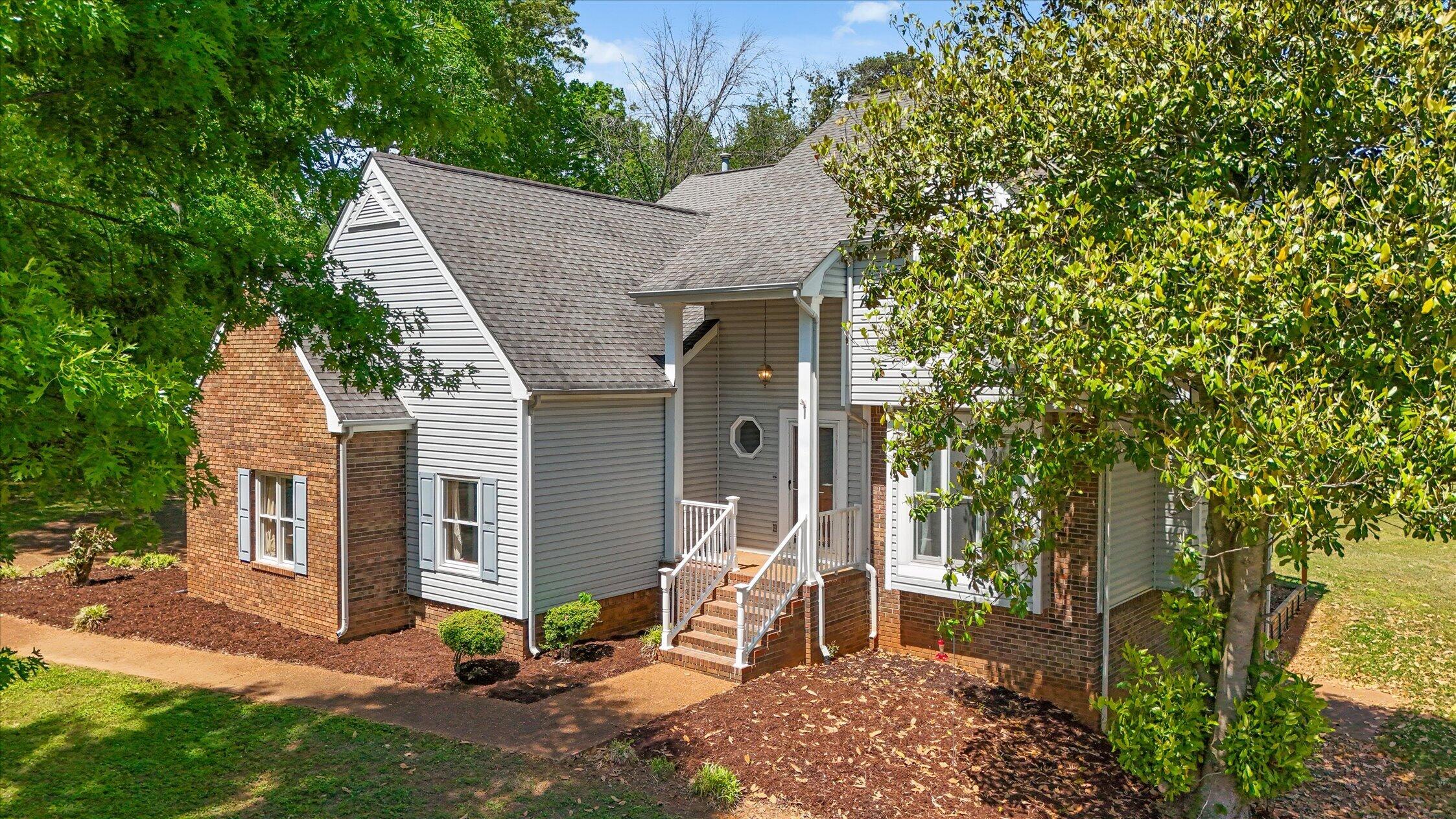 7709 Diamondhead Drive
