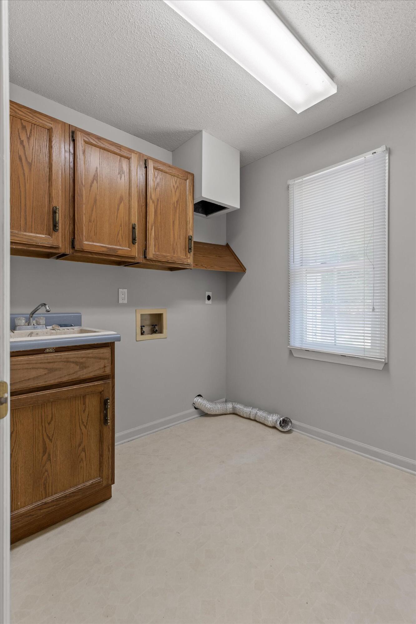 7709 Diamondhead Drive
