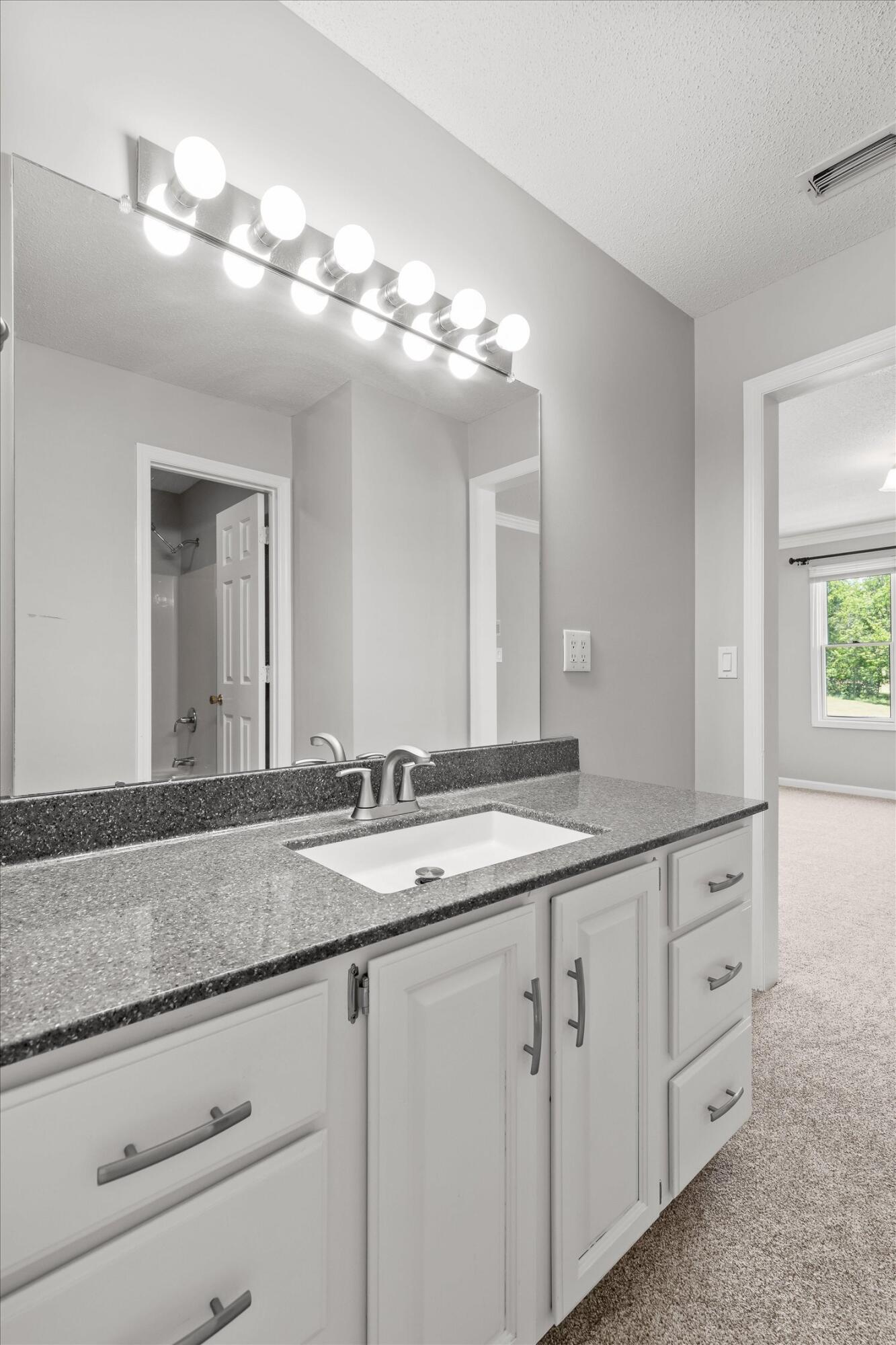 7709 Diamondhead Drive