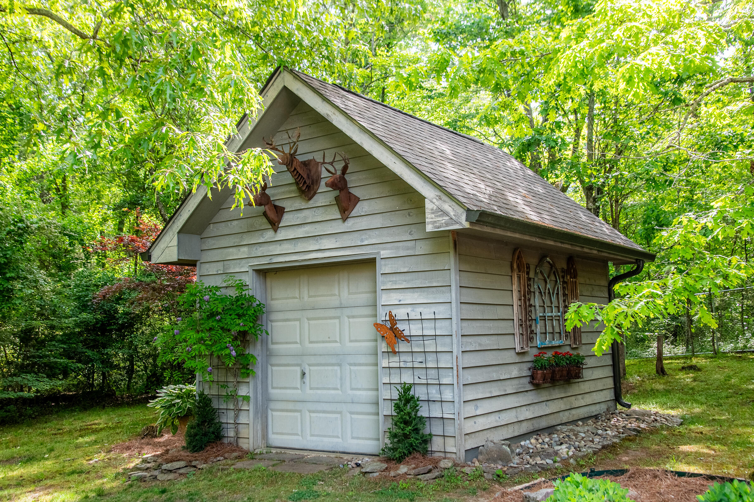 72 Cool Springs Road
