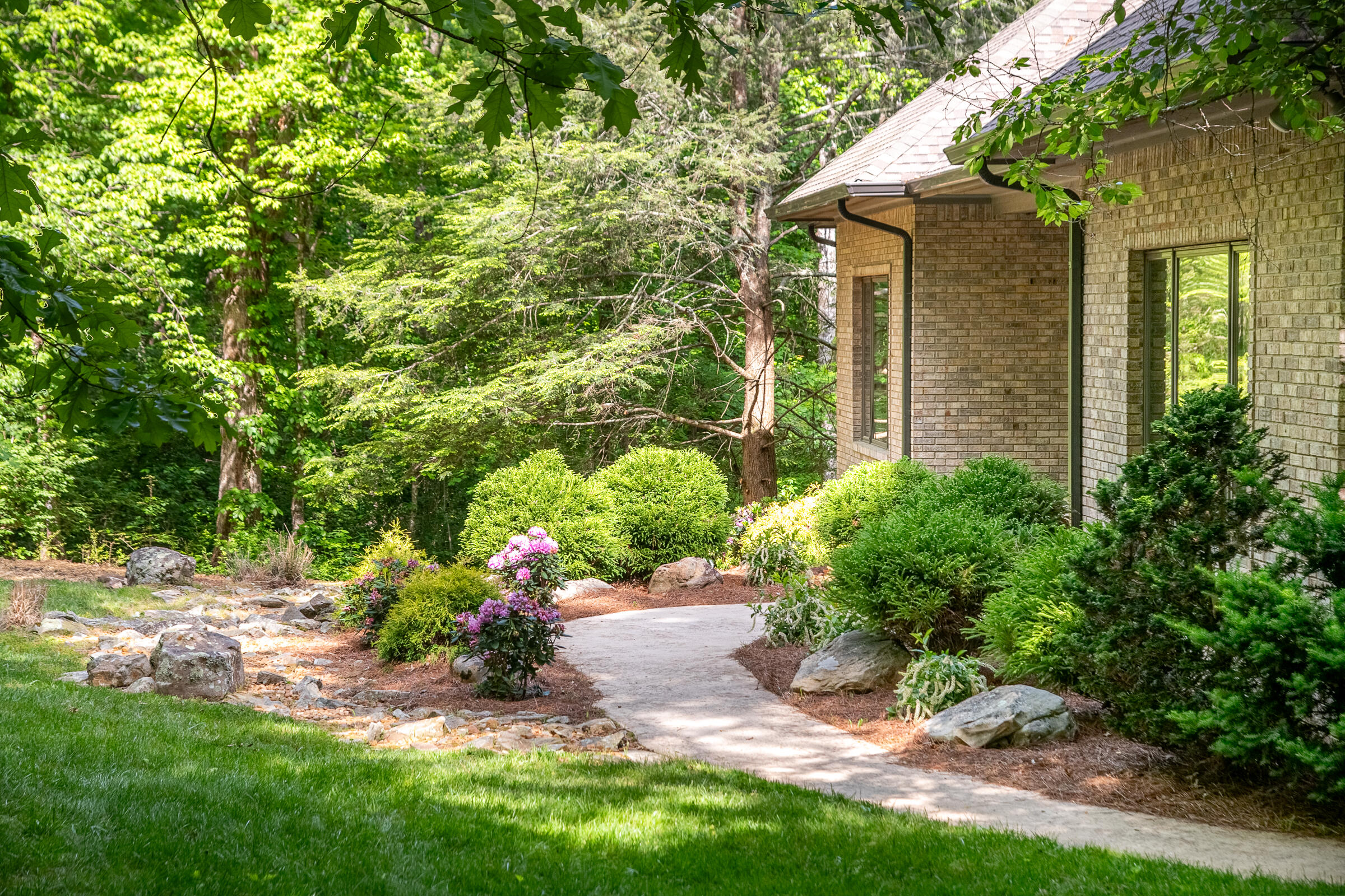 72 Cool Springs Road