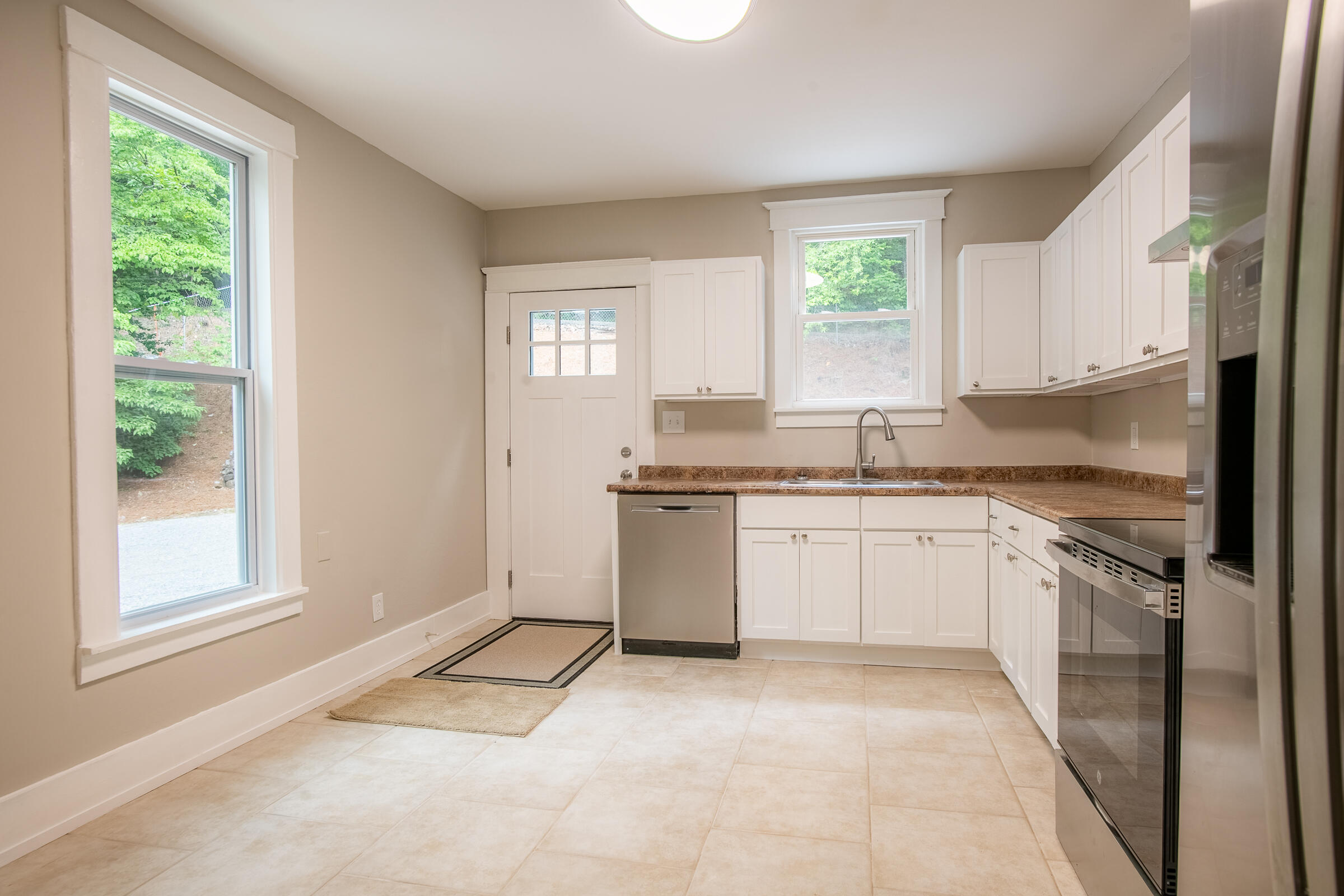 2317 Ridge Crest Drive, 1