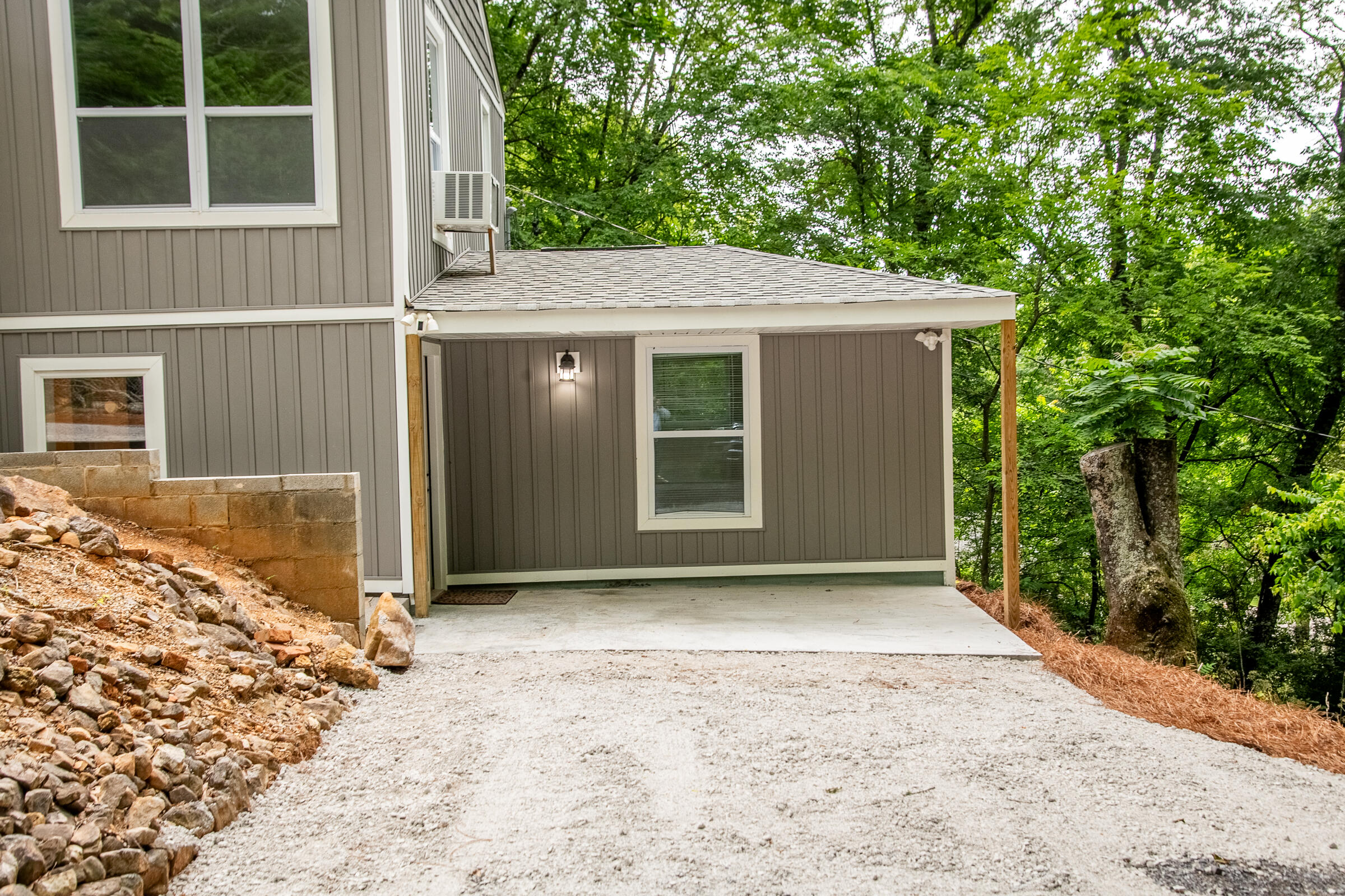 2317 Ridge Crest Drive, 1