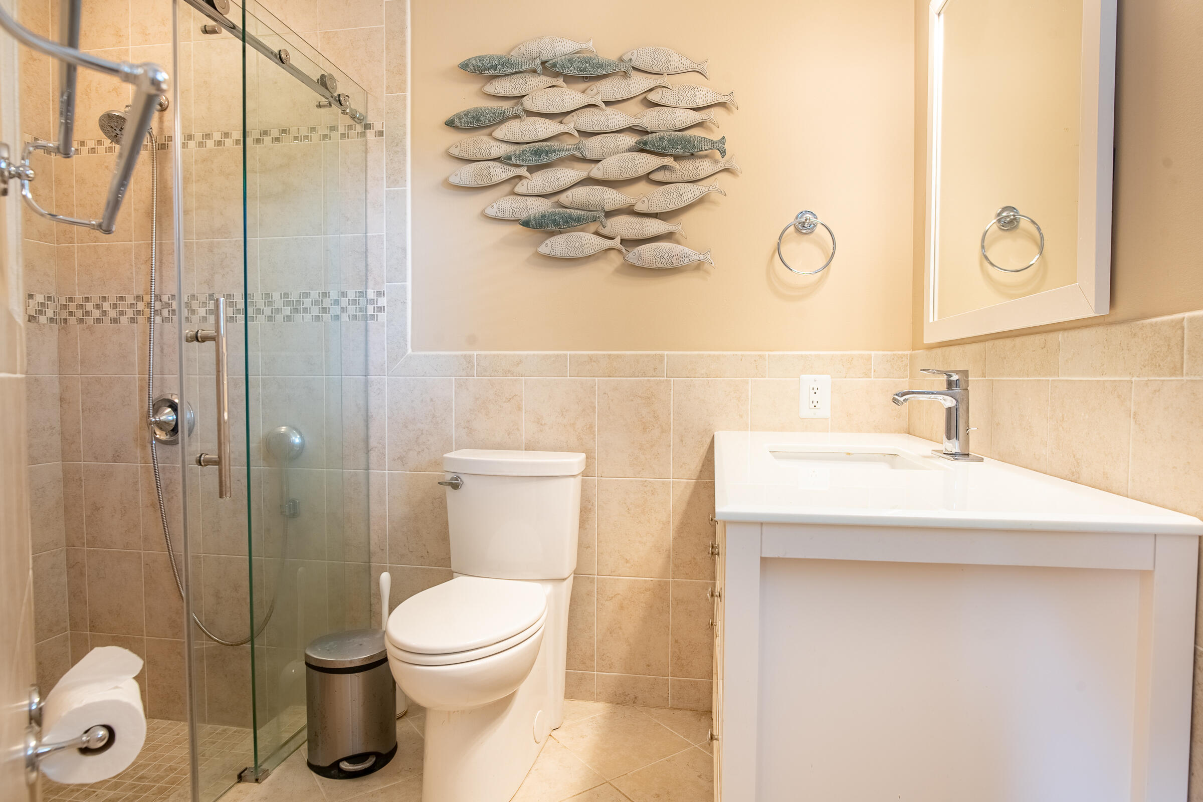 4633 Cloverdale Loop