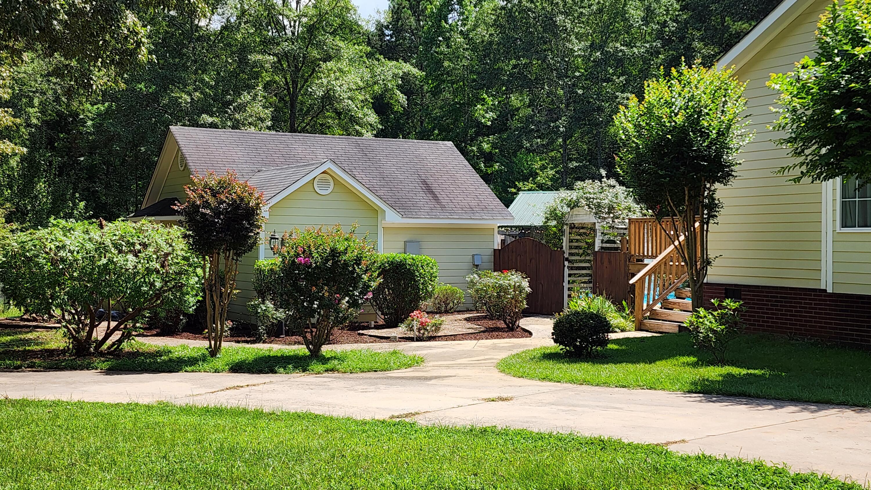 796 Oak Grove Road