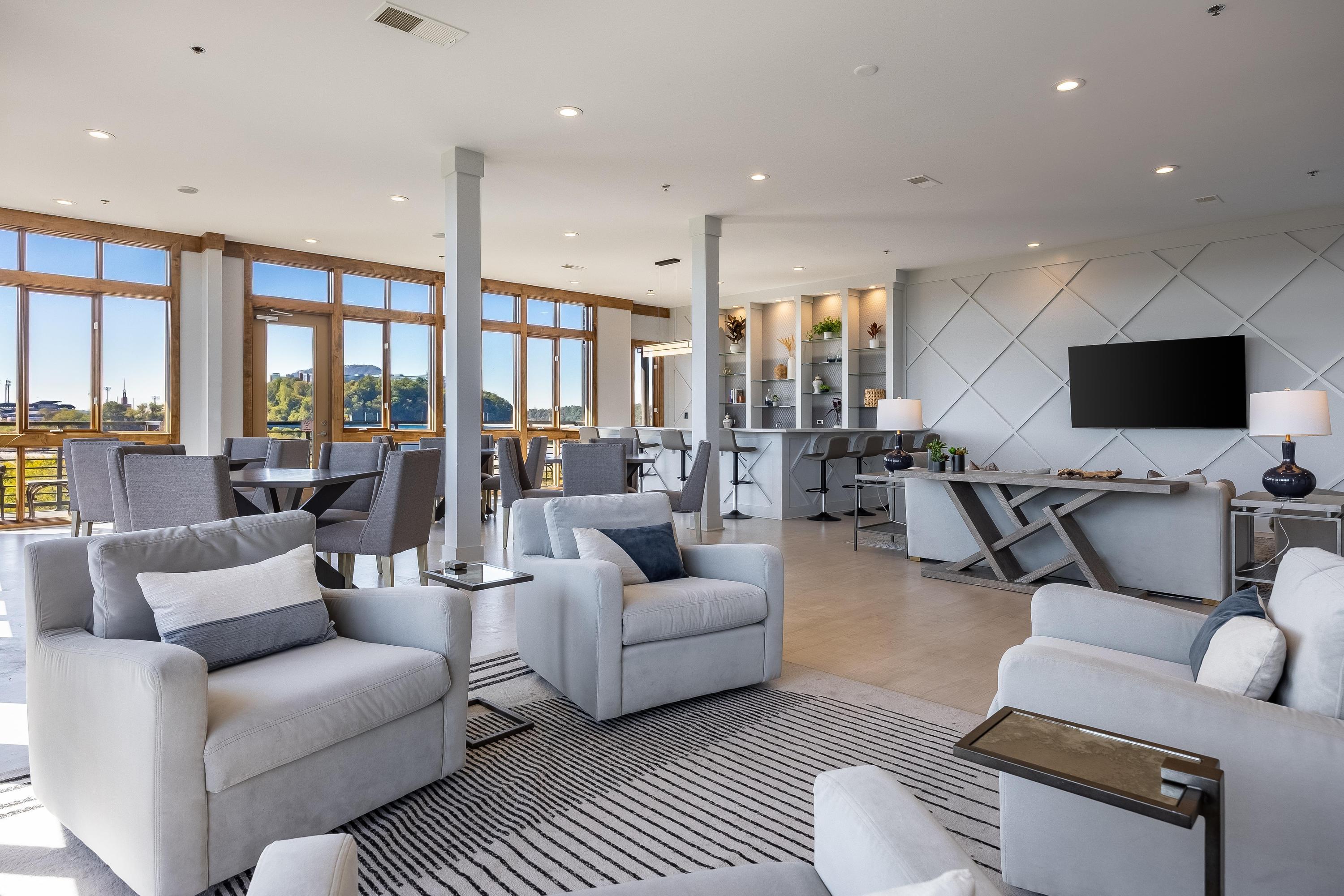 200 Manufacturers Road, Apt 619