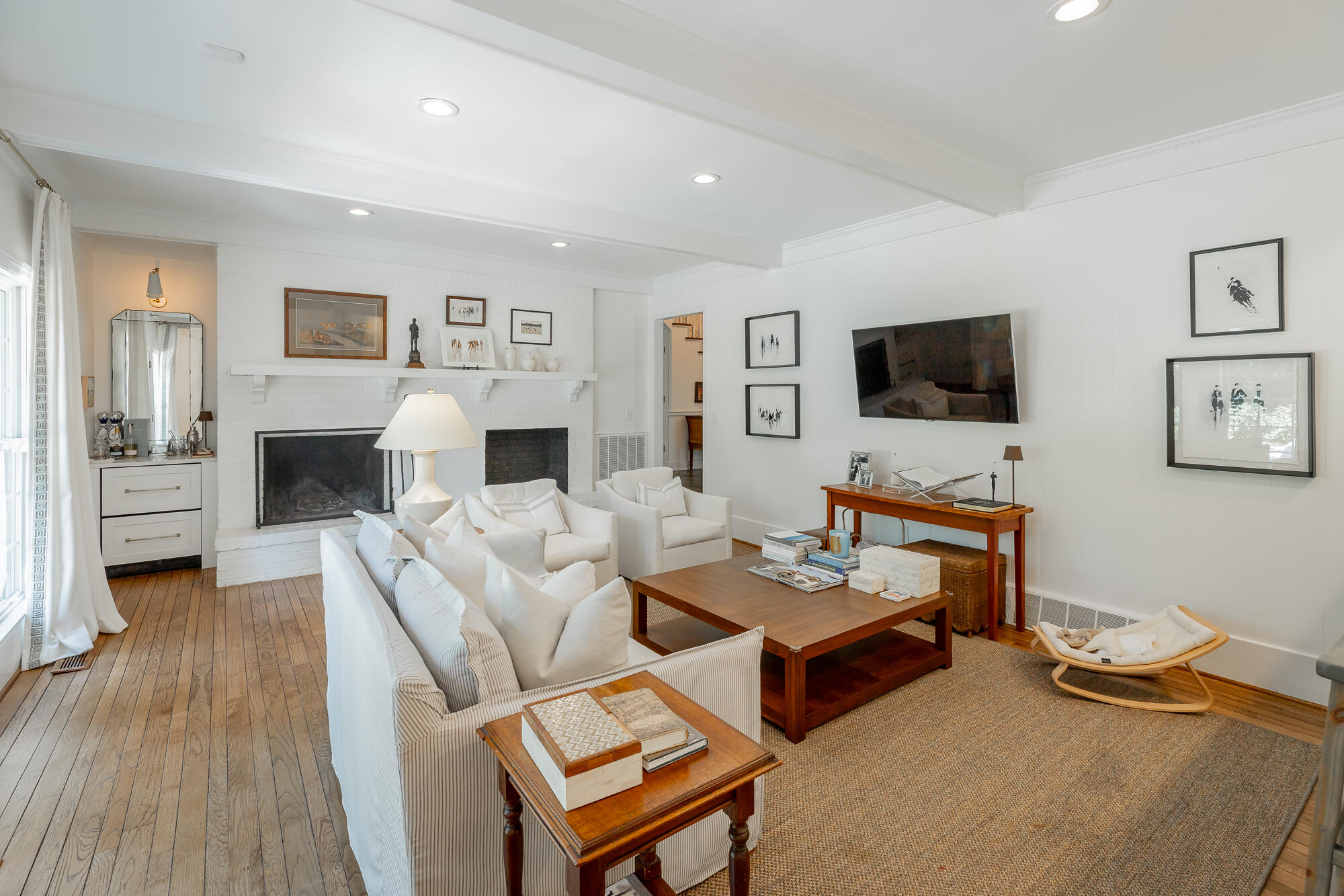 73 W Bartram Road