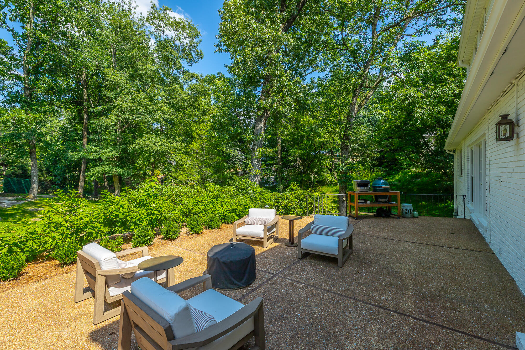 73 W Bartram Road