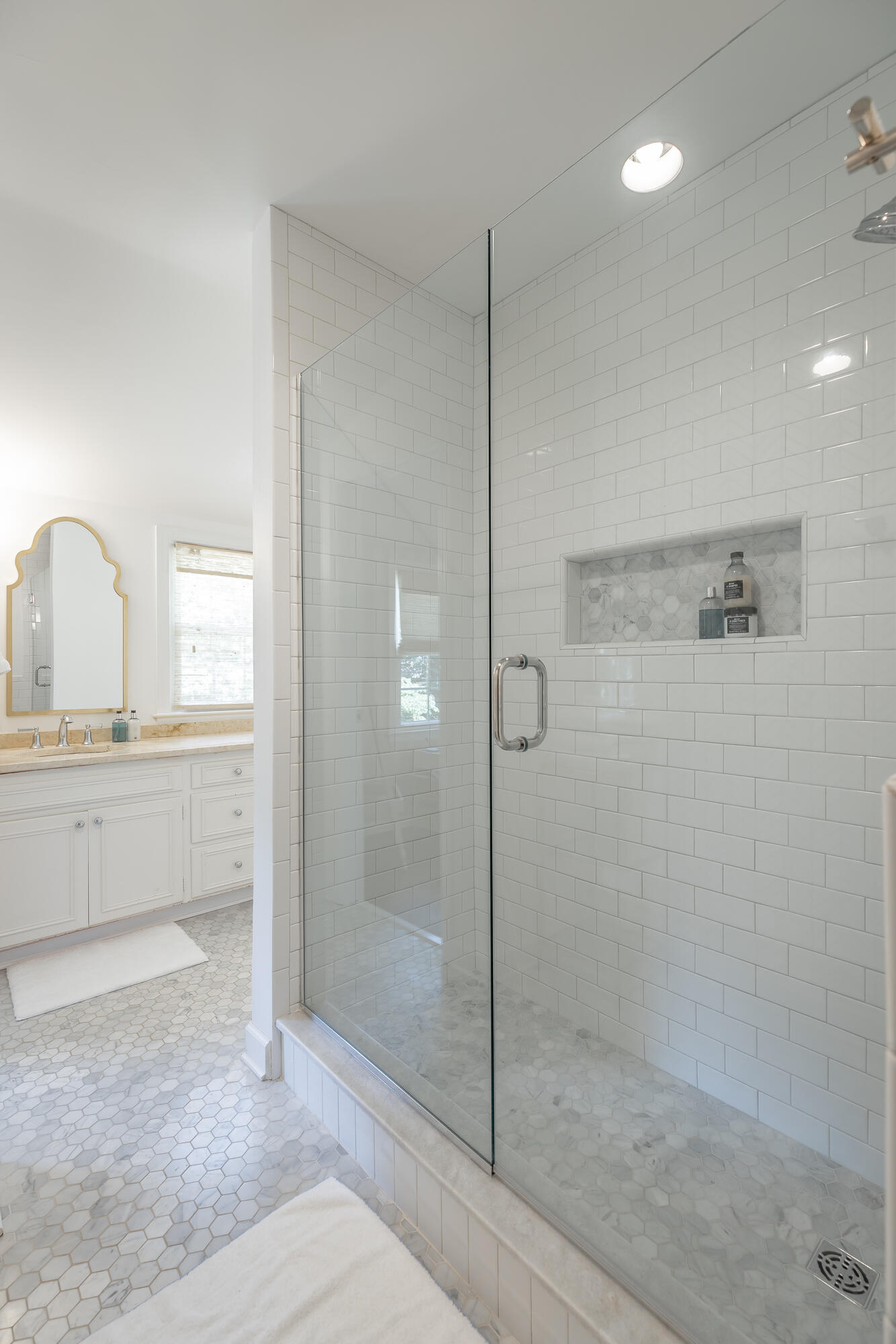 73 W Bartram Road
