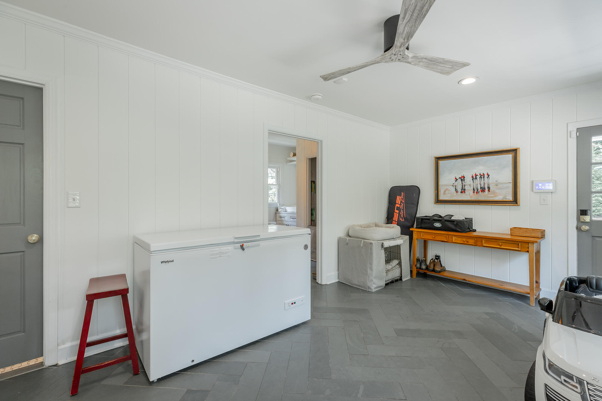 73 W Bartram Road