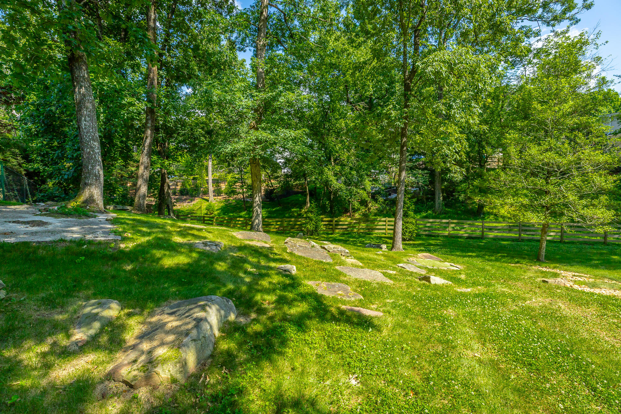 73 W Bartram Road
