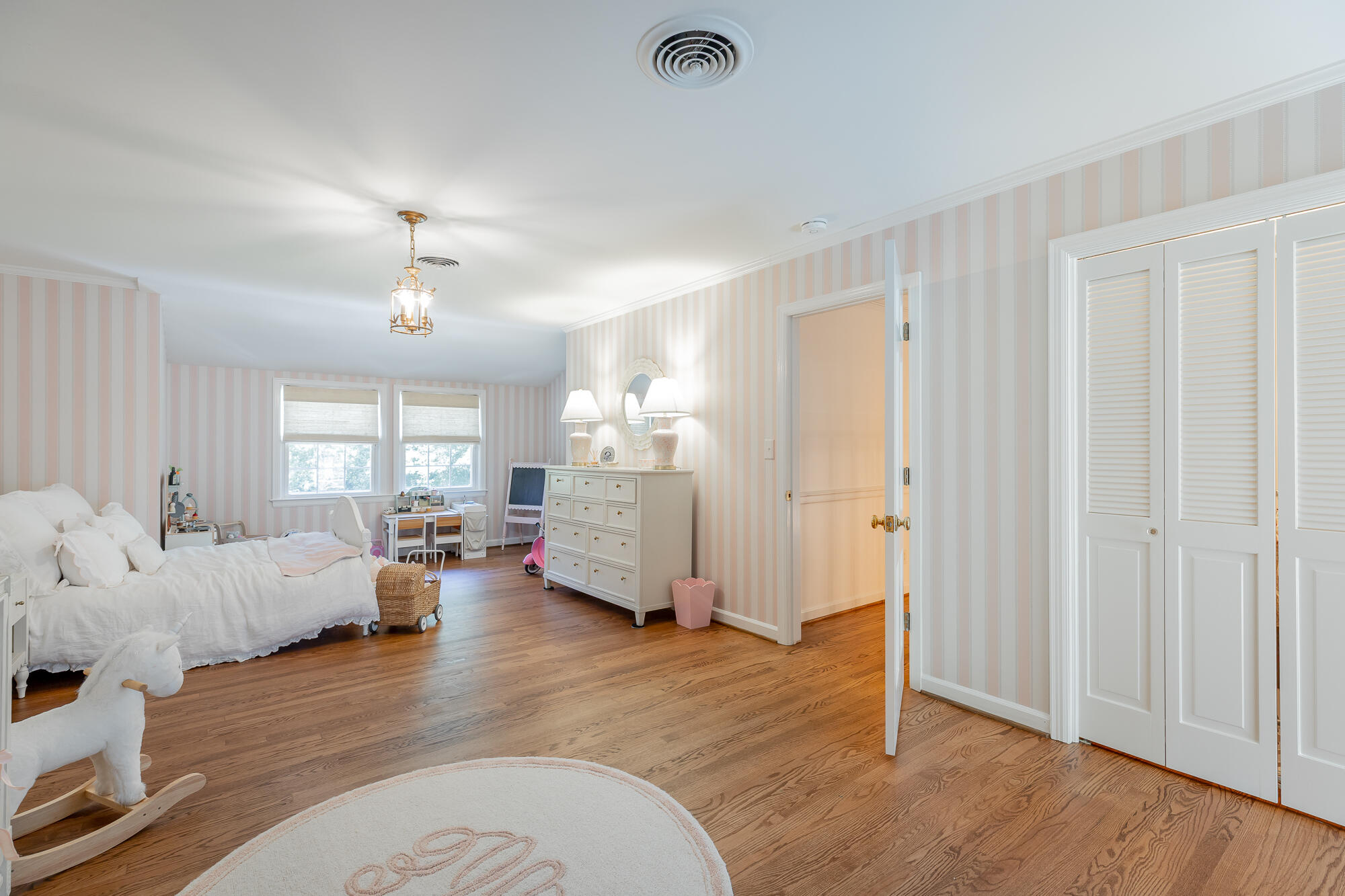 73 W Bartram Road