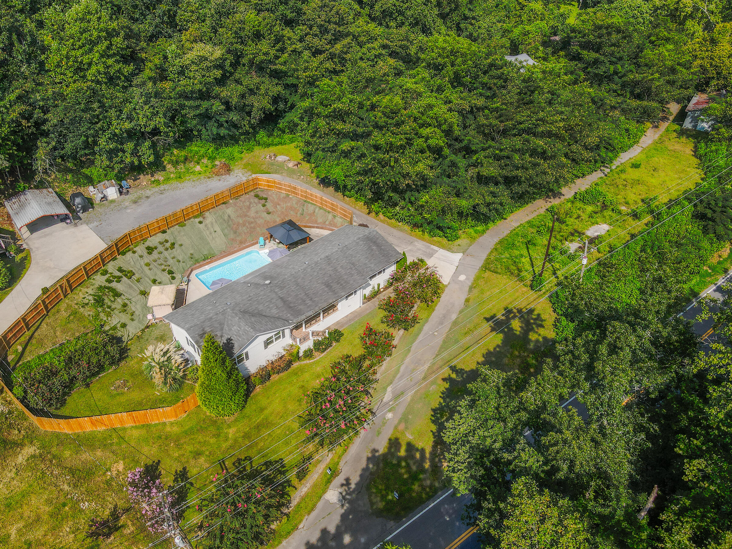 18710 Highway 41