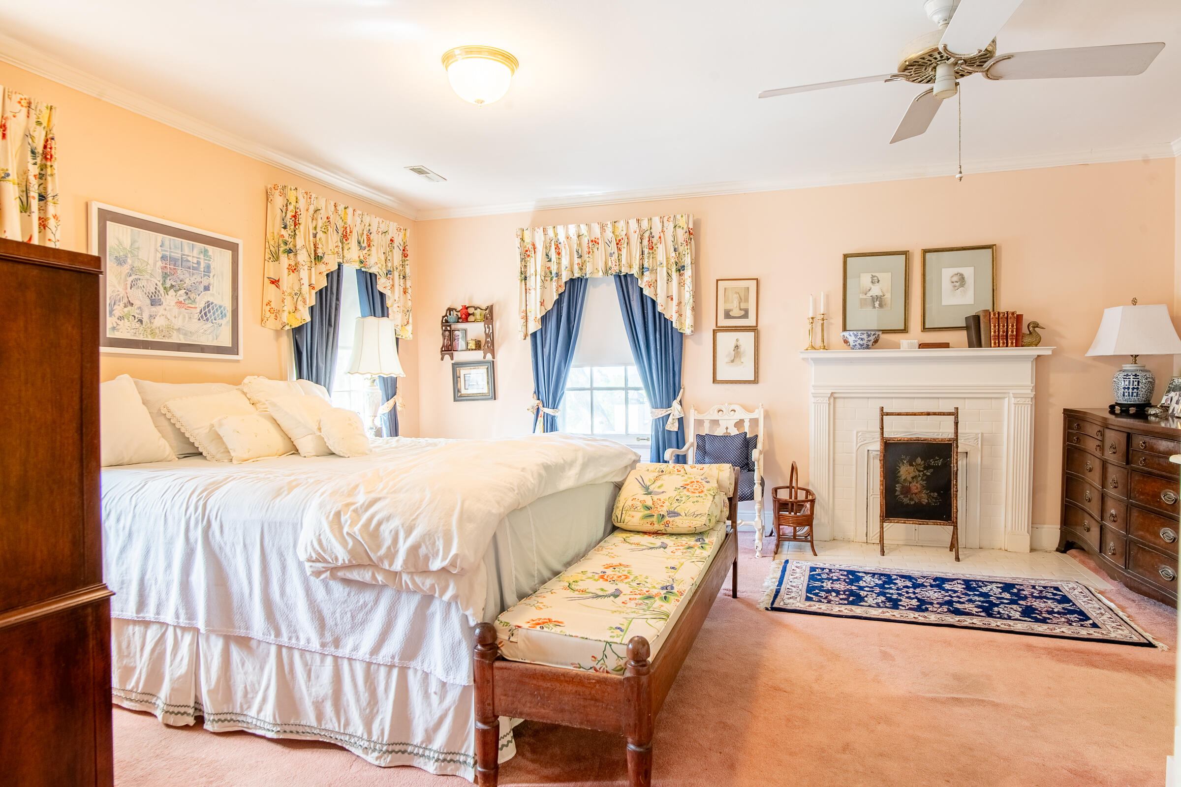 410 N Bragg Avenue
