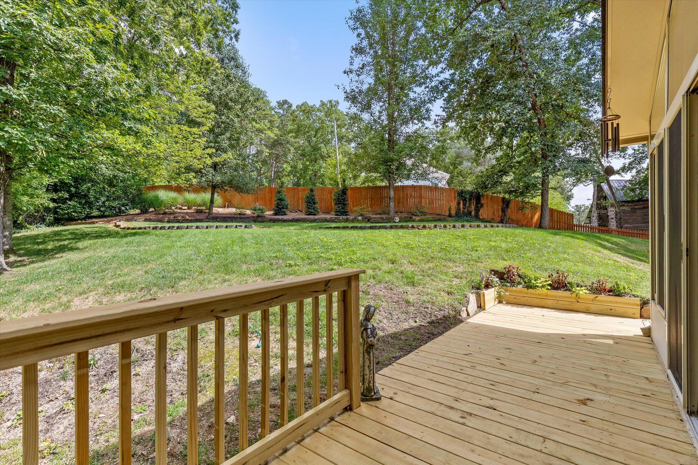 1910 Mcdade Lane