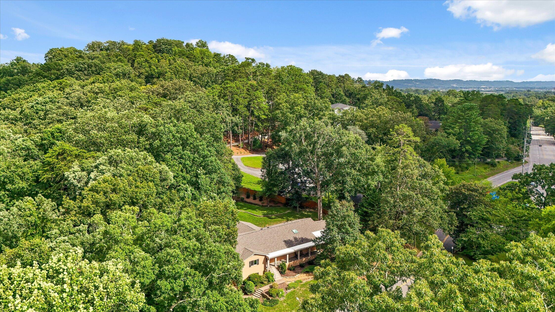 1910 Mcdade Lane