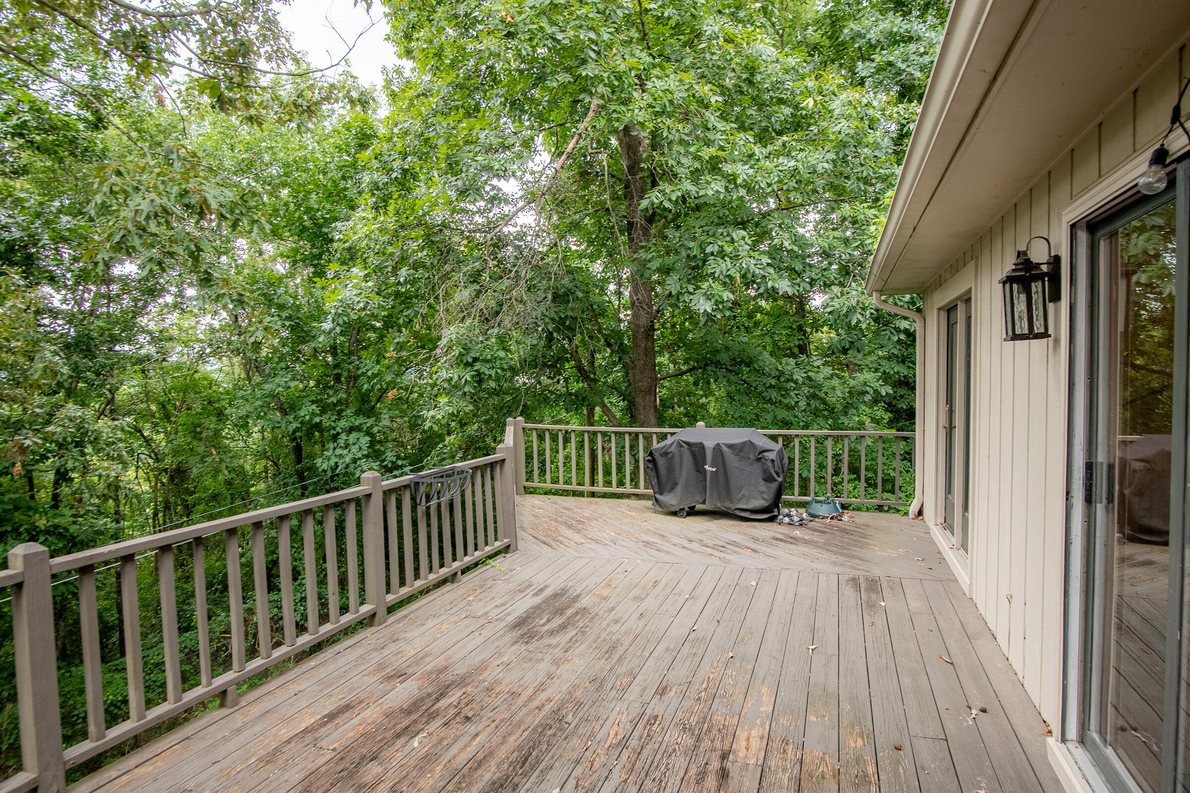 1107 River Hills Drive