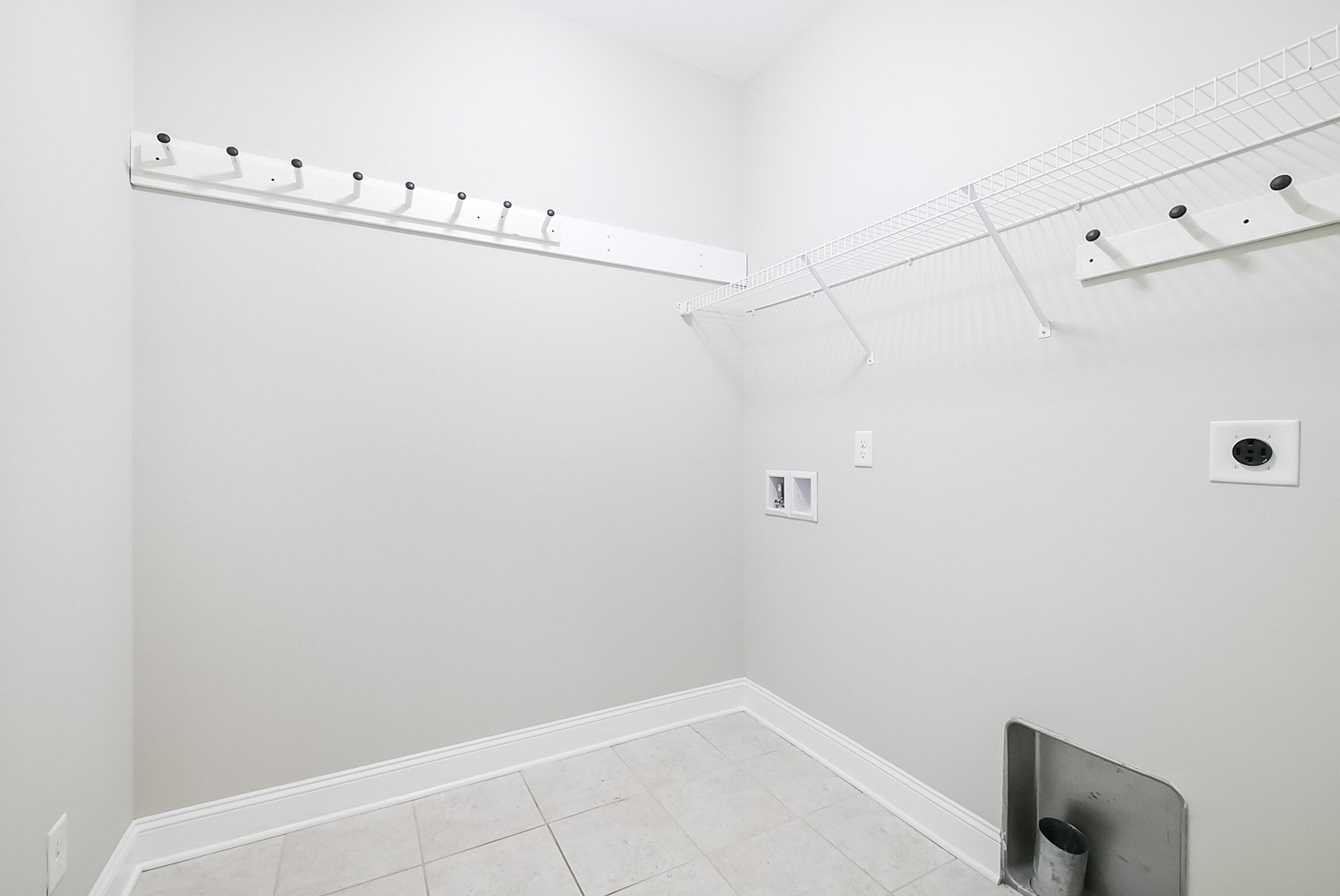1276 Bridgeview Drive