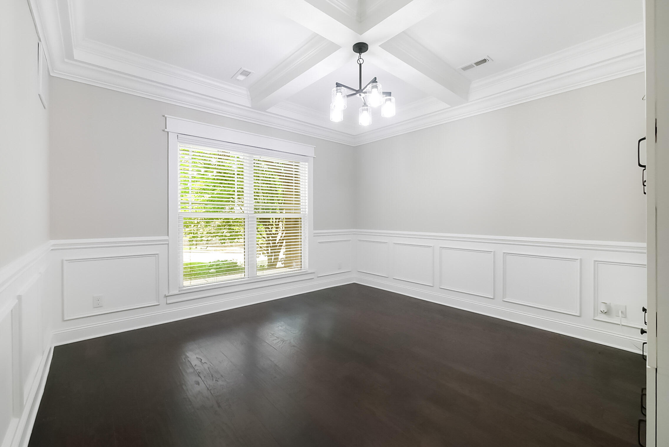1276 Bridgeview Drive