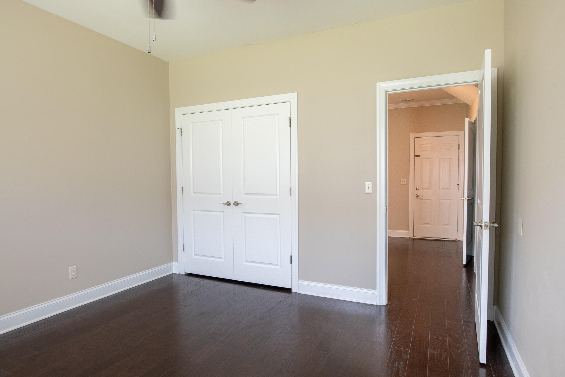 5644 Bungalow Circle