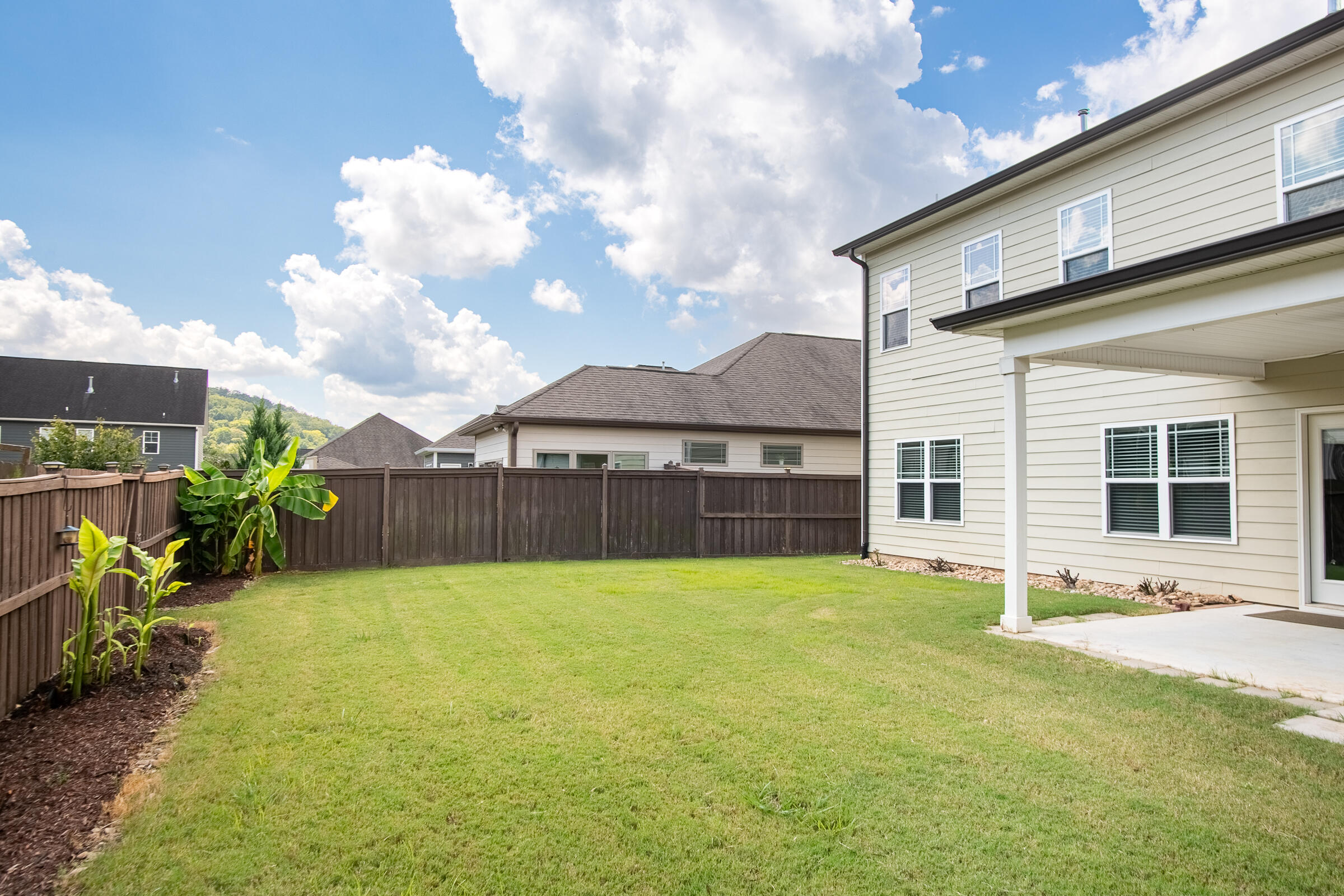 5644 Bungalow Circle